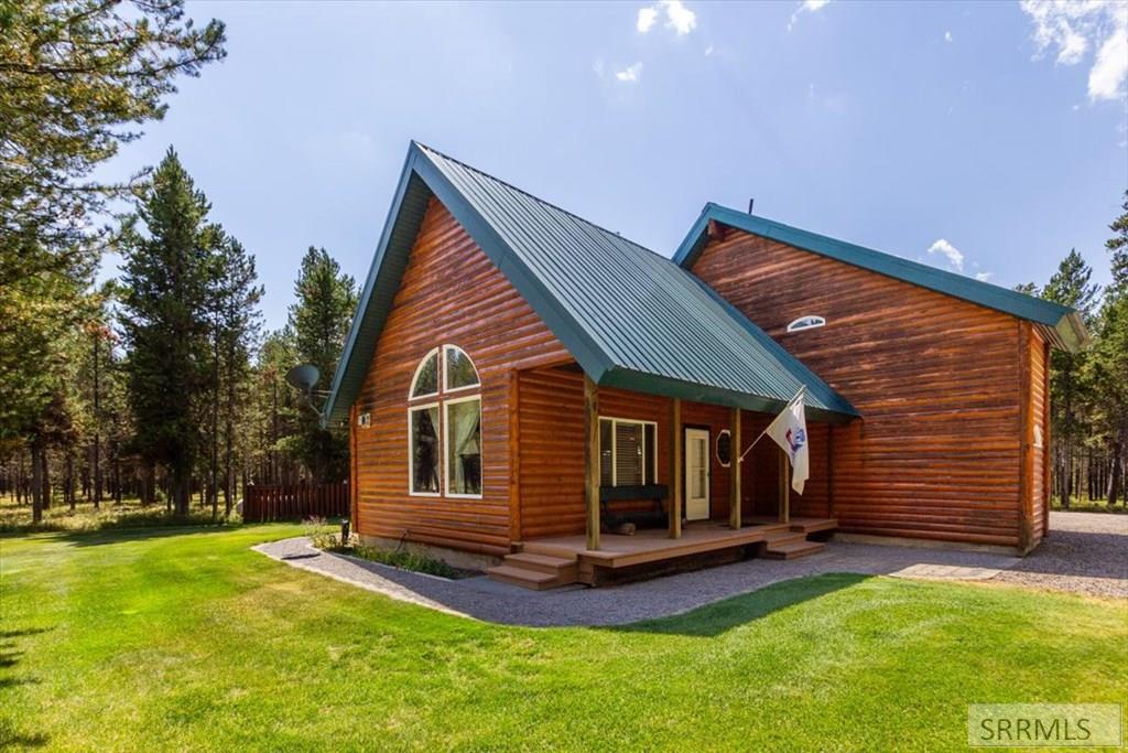 ISLAND PARK, Idaho, 83429, United States, 2 Bedrooms Bedrooms, ,2 BathroomsBathrooms,Residential,For Sale,1921244