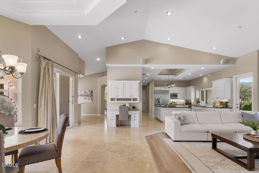 Camarillo, California, 93012, United States, 5 Bedrooms Bedrooms, ,4 BathroomsBathrooms,Residential,For Sale,1885935
