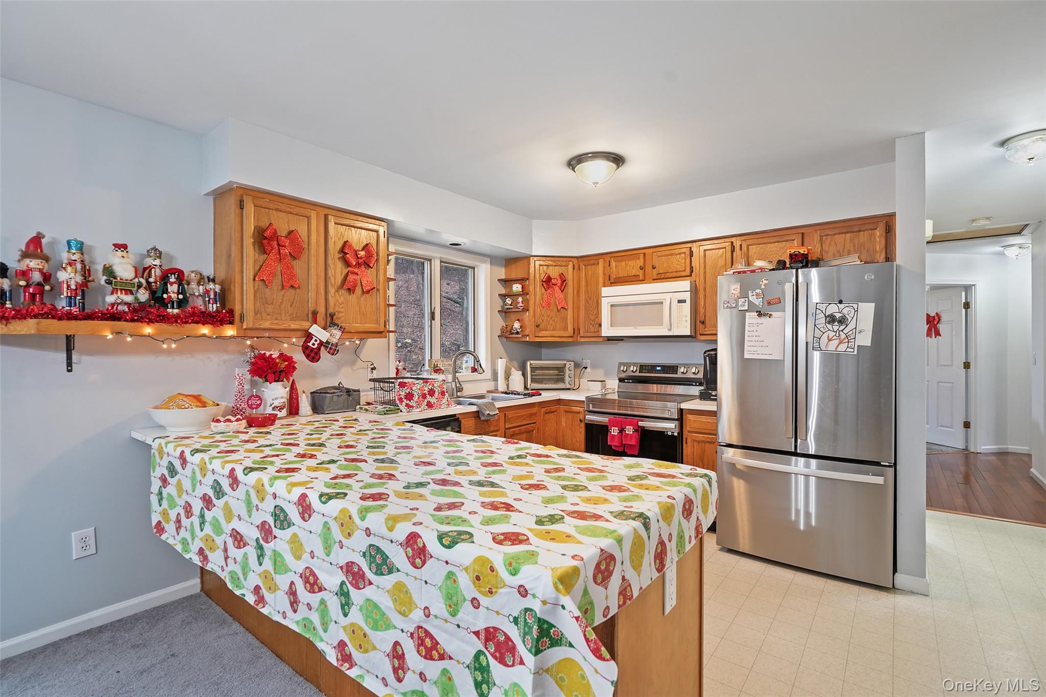 Fishkill, New York, 12524, United States, 3 Bedrooms Bedrooms, ,2 BathroomsBathrooms,Residential,For Sale,1999553