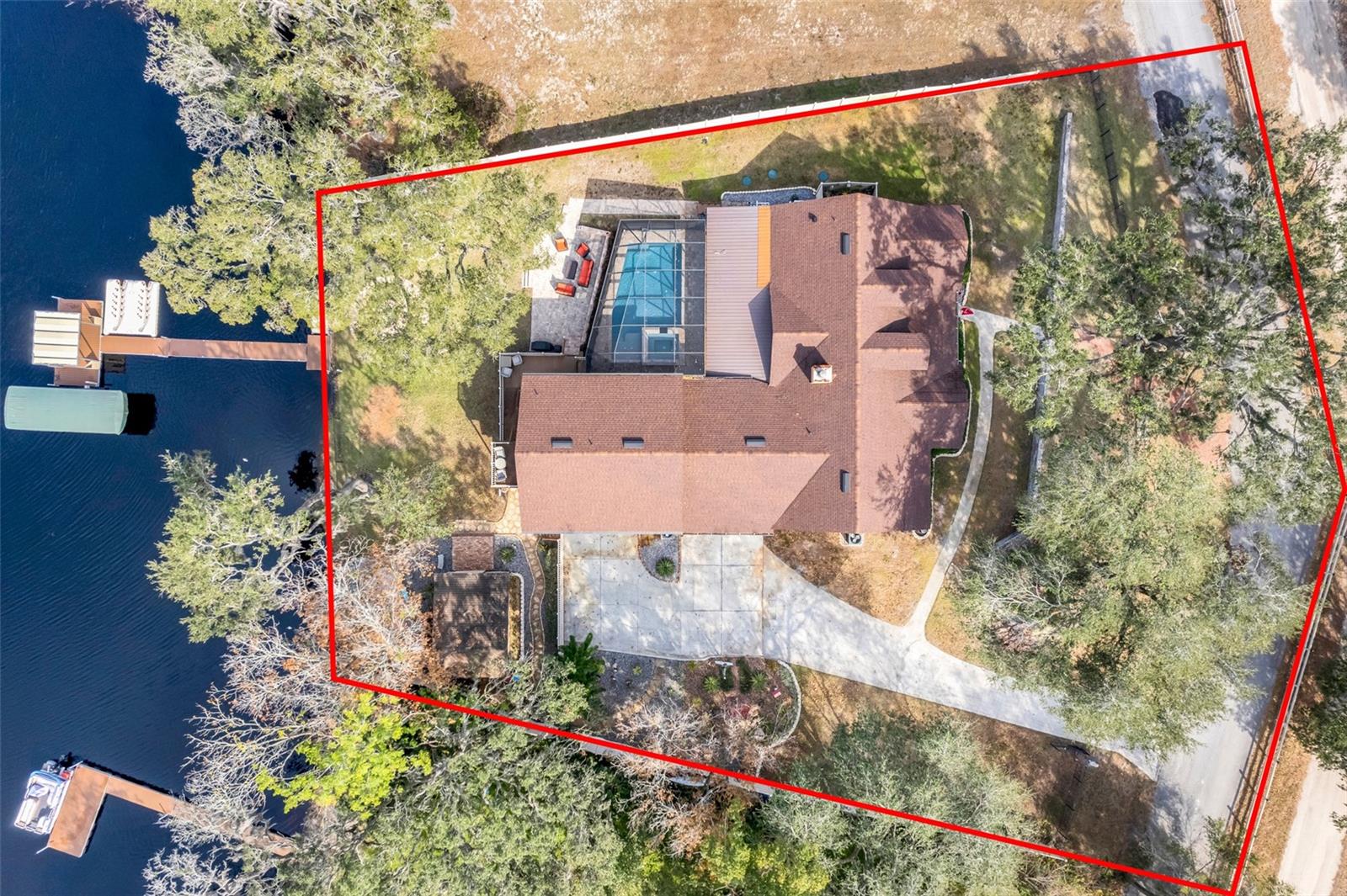 GROVELAND, Florida, 34736, United States, 4 Bedrooms Bedrooms, ,4 BathroomsBathrooms,Residential,For Sale,1695910