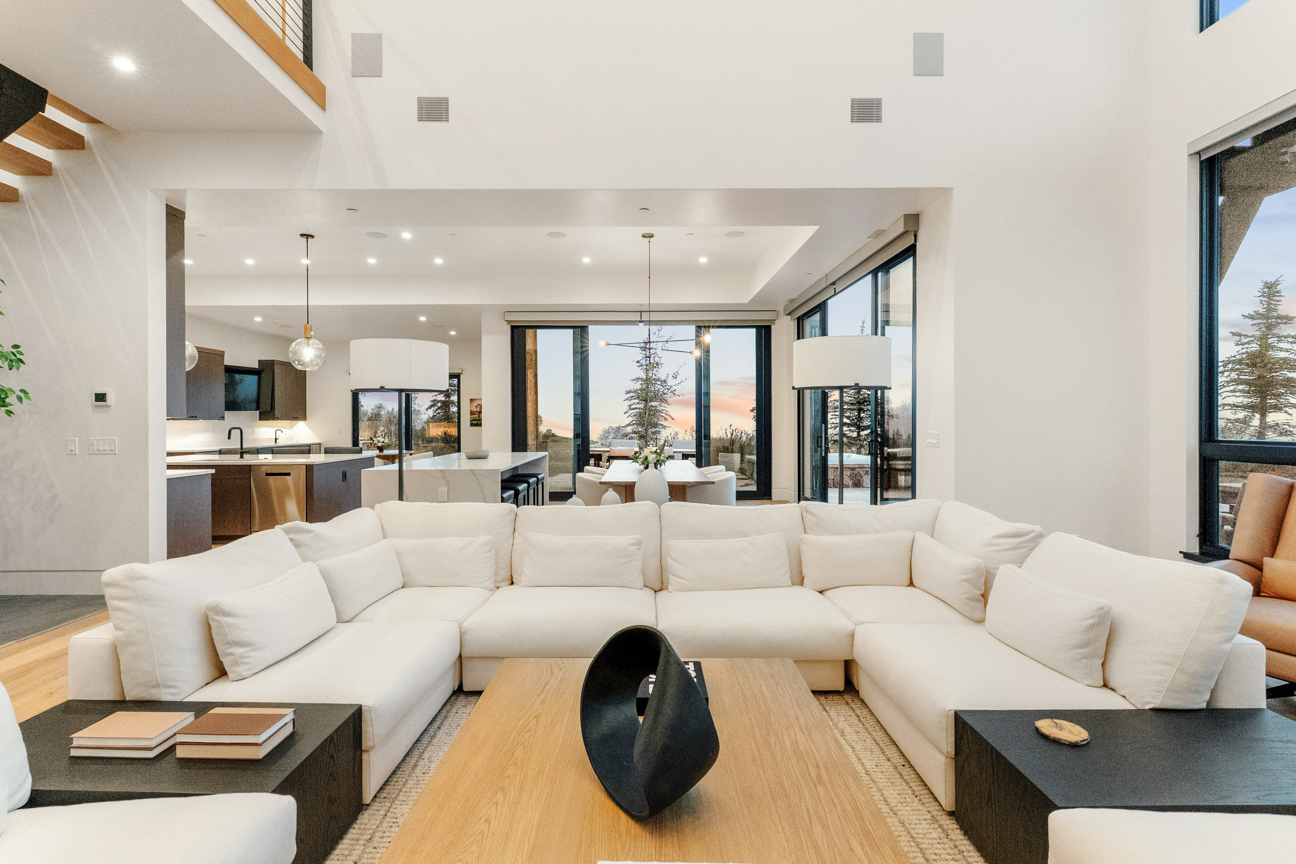  Mountain Modern Luxury Meets Effortless Cordillera Living at 145 Gore Trail - 物件實景