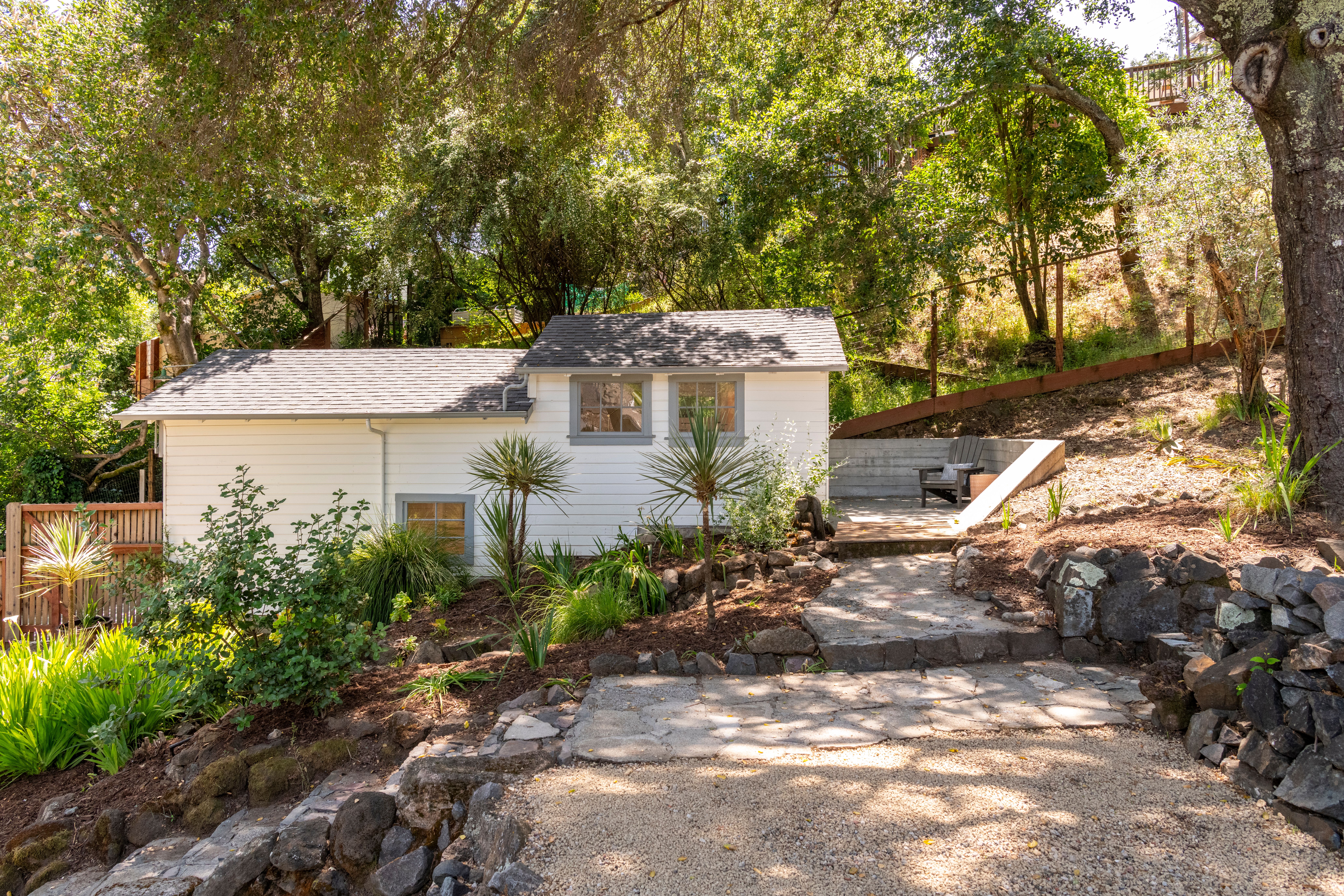  Lush Indoor-Outdoor Living in San Anselmo - 物件實景