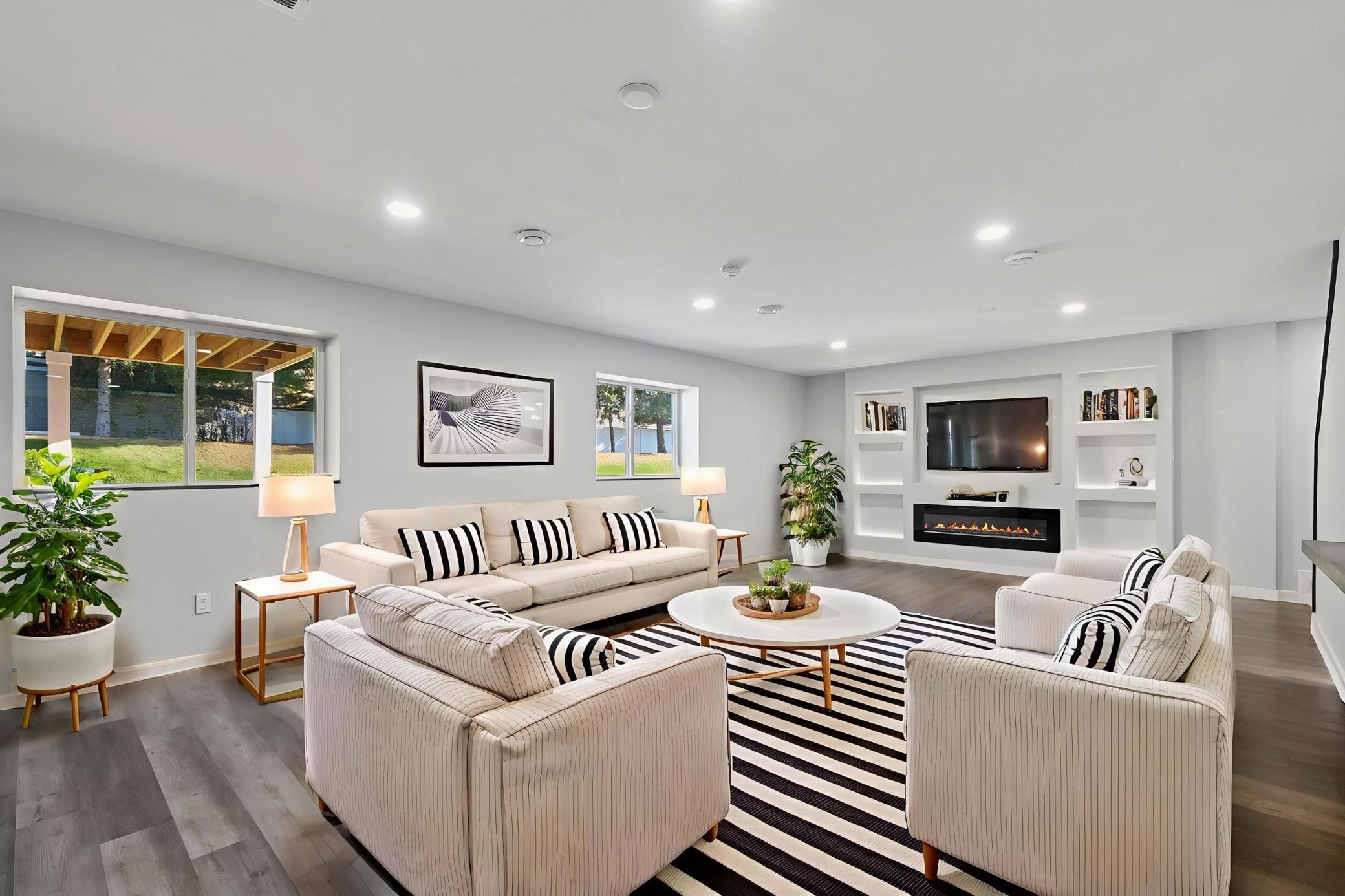 Champlin, Minnesota, 55316, United States, 5 Bedrooms Bedrooms, ,2 BathroomsBathrooms,Residential,For Sale,1991646