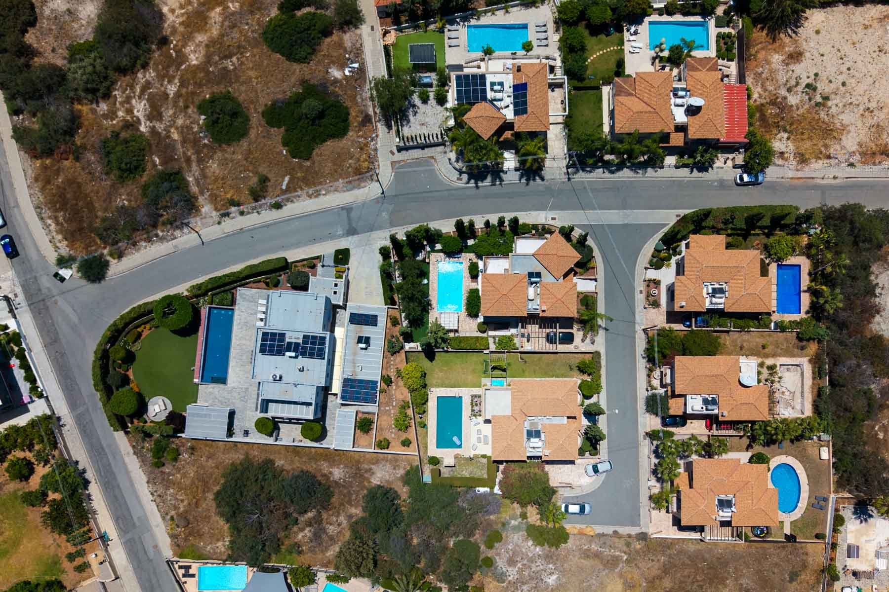  5 Bedroom Villa with Private Pool & Sea Views in Agios Tychonas, Limassol - 物件實景