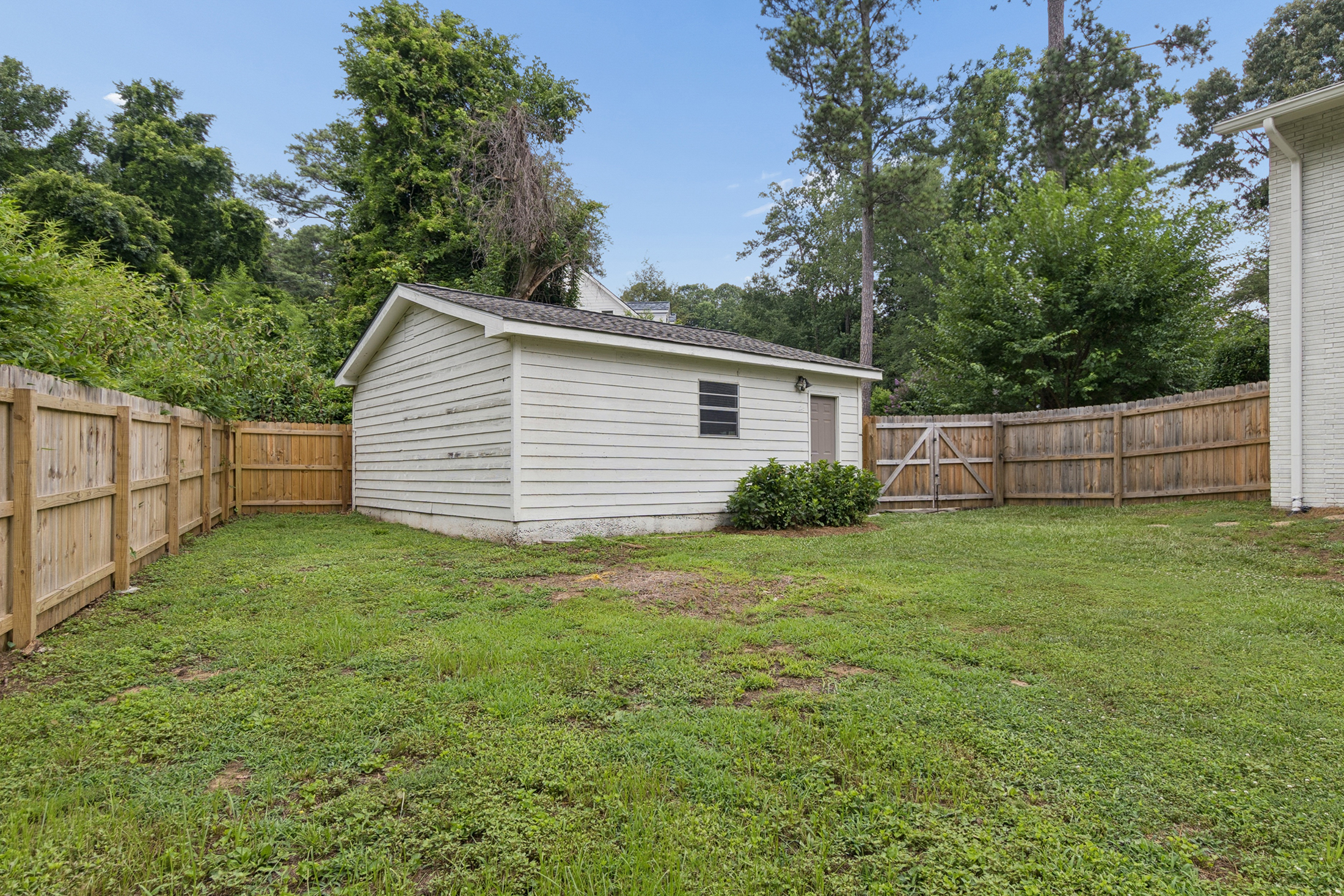  Updated Ranch in Coveted Forest Hills - 物件實景