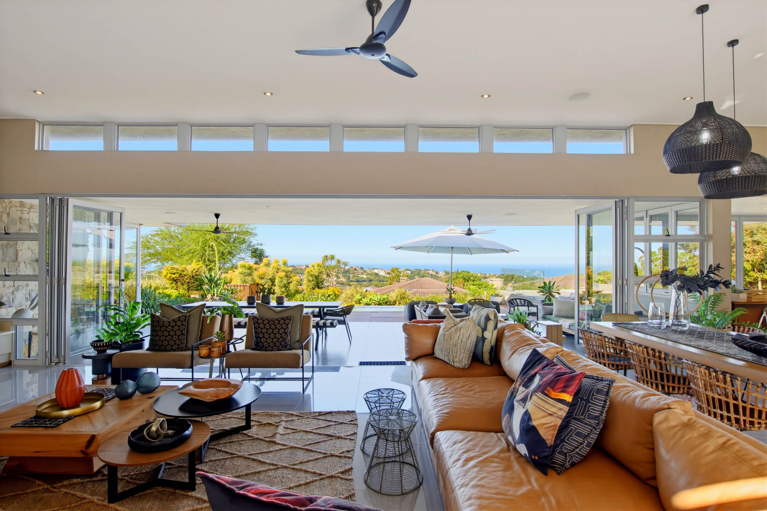  Contemporary Coastal Luxury with Panoramic Ocean Views in Brettenwood Estate - 物件實景