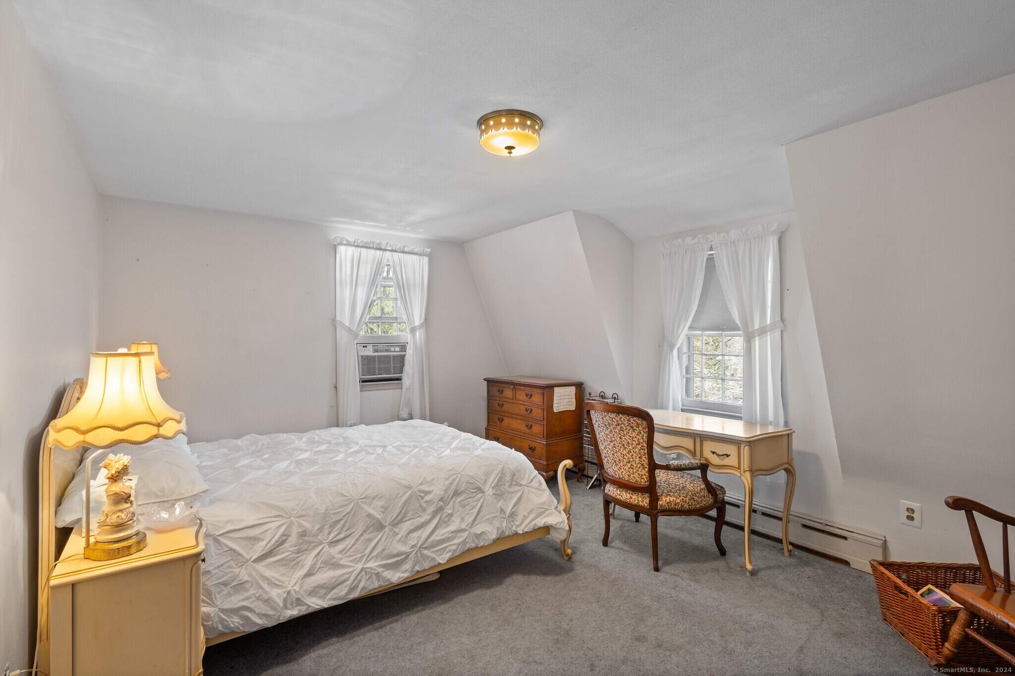 Harwinton, Connecticut, 06791, United States, 4 Bedrooms Bedrooms, ,3 BathroomsBathrooms,Residential,For Sale,1915551