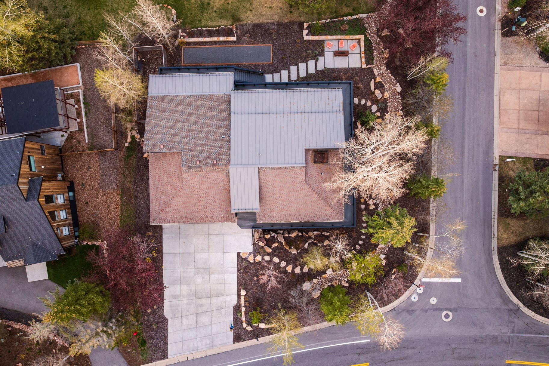  Light Filled Open Floor Plan with Great Outdoor Space - 物件實景