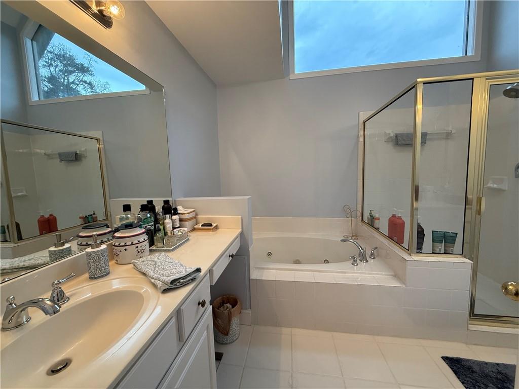 Lilburn, Georgia, 30047, United States, 4 Bedrooms Bedrooms, ,3 BathroomsBathrooms,Residential,For Sale,1999656