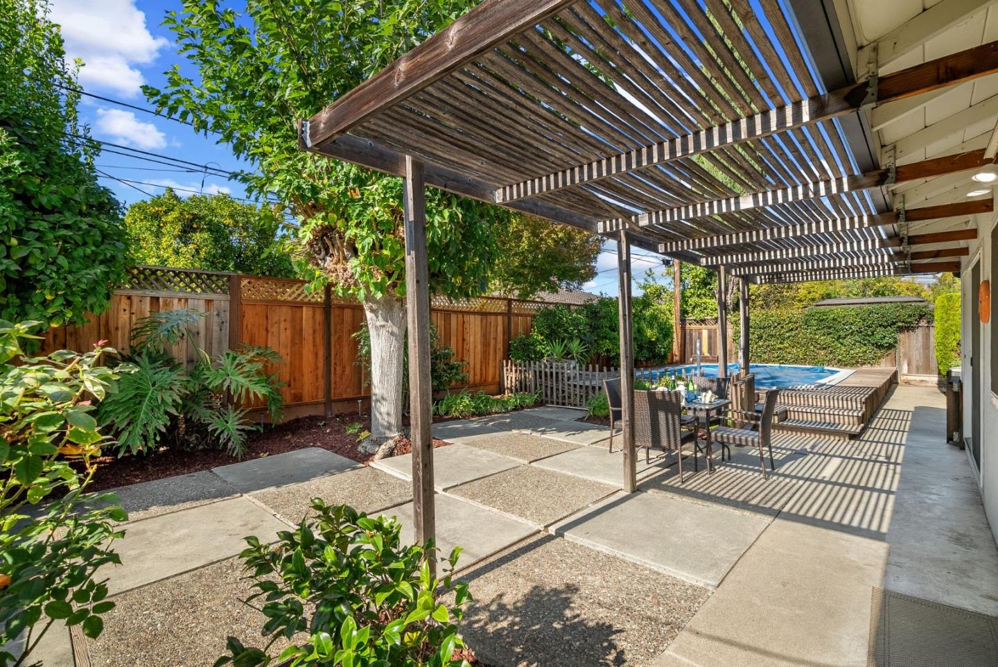 San Jose, California, 95118, United States, 4 Bedrooms Bedrooms, ,2 BathroomsBathrooms,Residential,For Sale,1986269