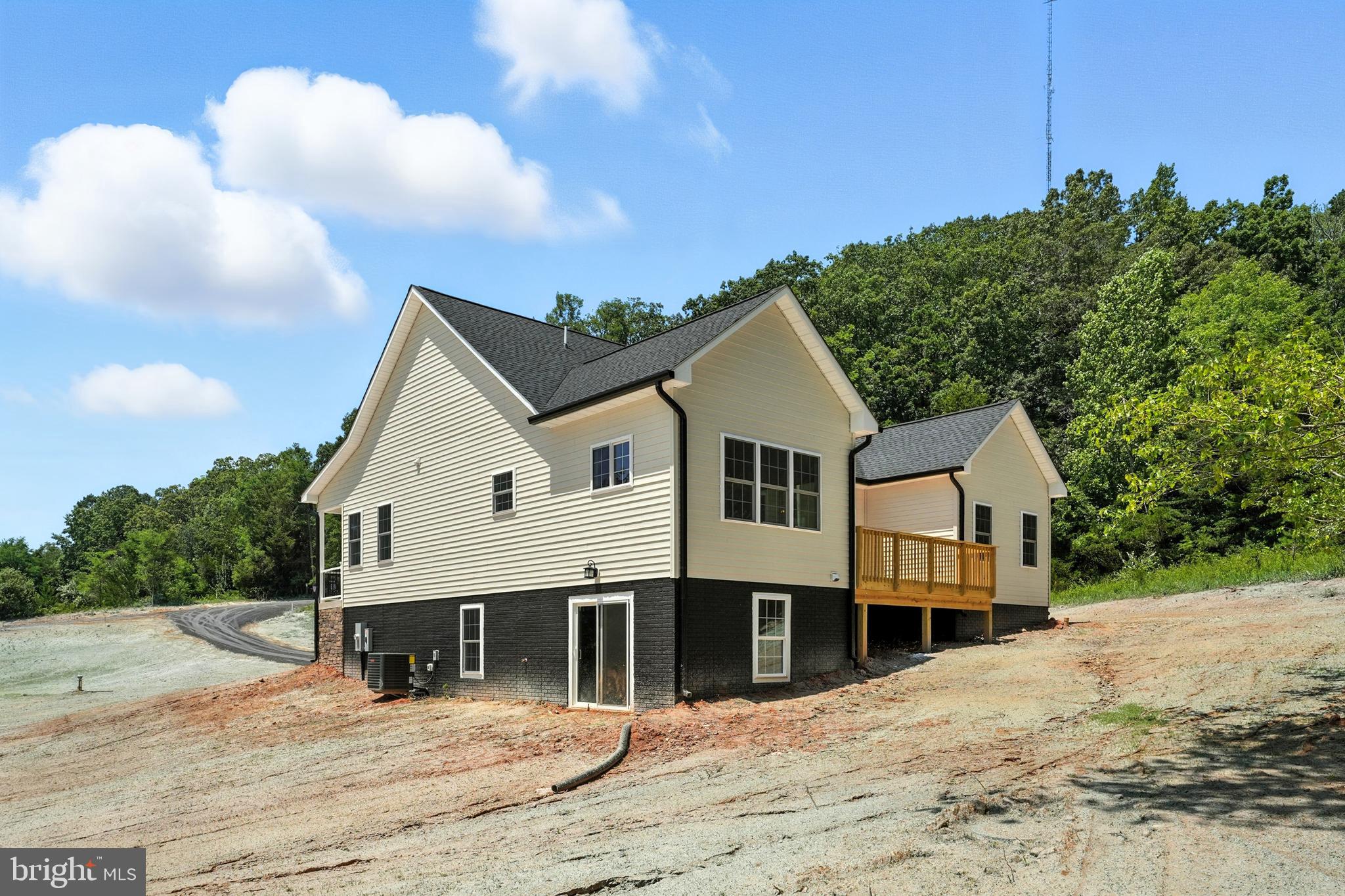 Culpeper, Virginia, 22701, United States, 3 Bedrooms Bedrooms, ,2 BathroomsBathrooms,Residential,For Sale,1944856