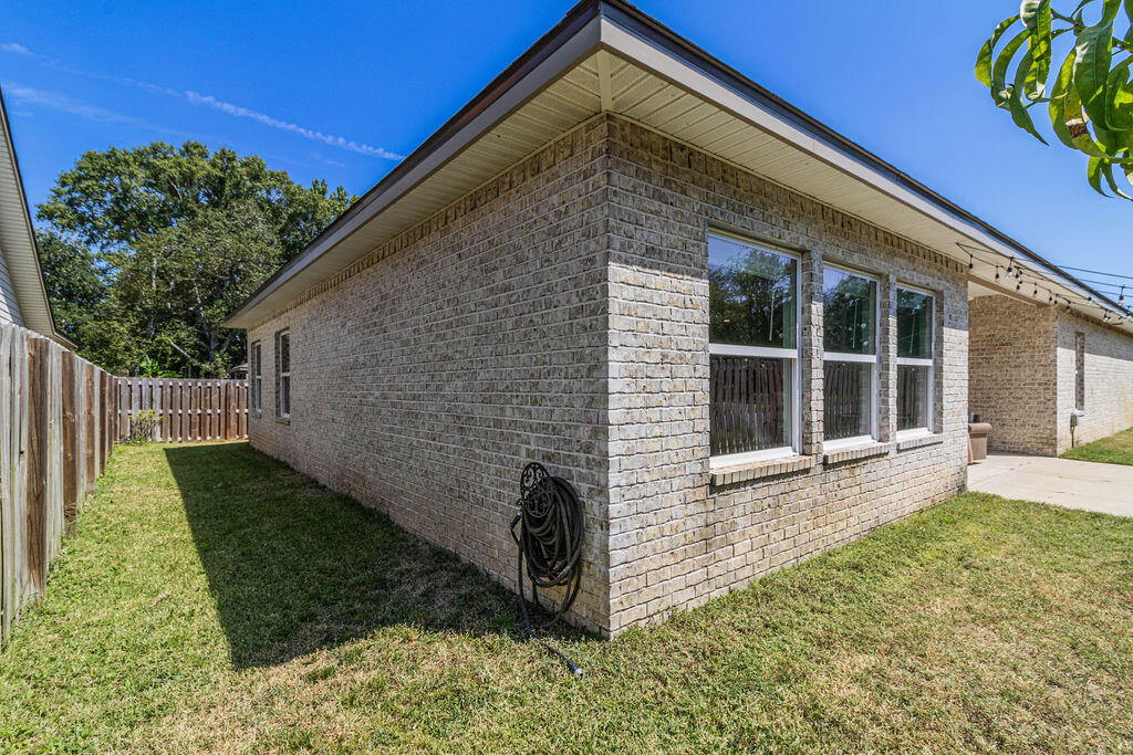 Shalimar, Florida, 32579, United States, 4 Bedrooms Bedrooms, ,3 BathroomsBathrooms,Residential,For Sale,1950099