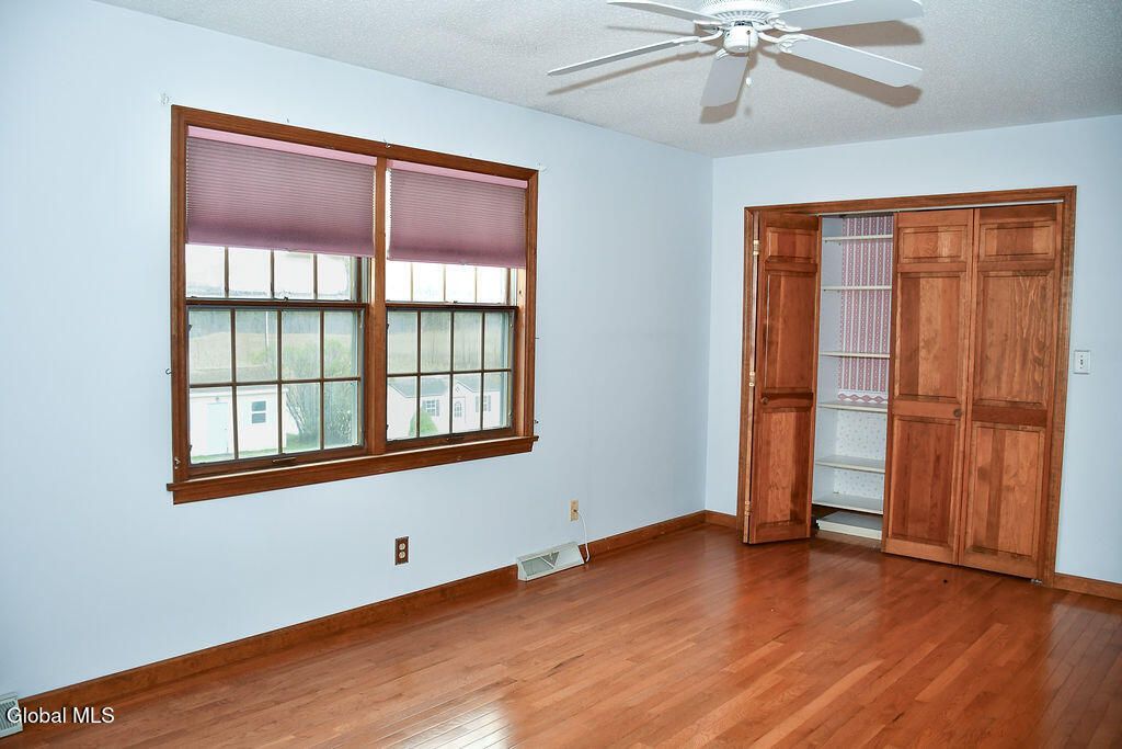 Colonie, New York, 12047, United States, 4 Bedrooms Bedrooms, ,3 BathroomsBathrooms,Residential,For Sale,1991402