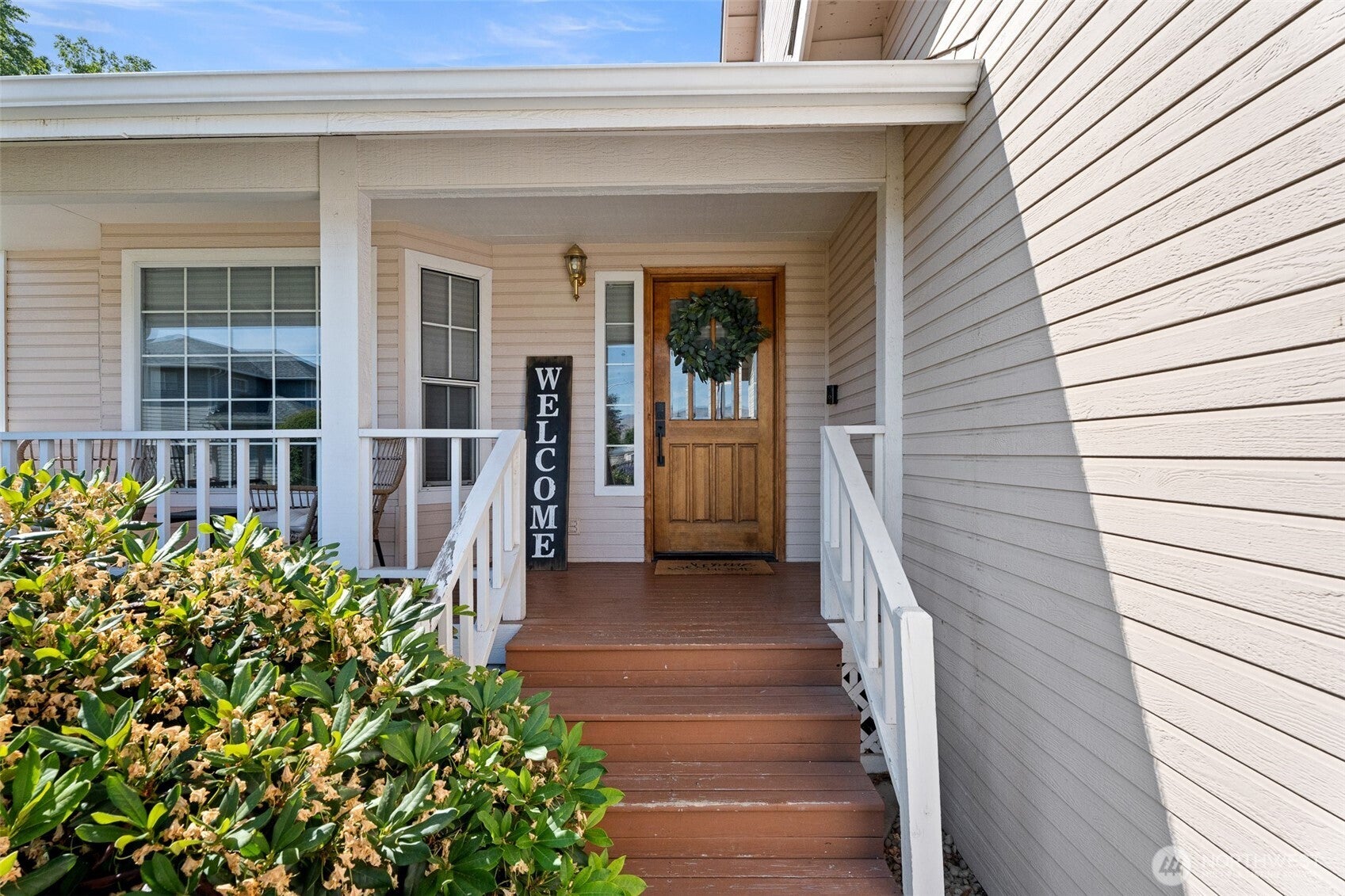Wenatchee, Washington, 98801, United States, 3 Bedrooms Bedrooms, ,2 BathroomsBathrooms,Residential,For Sale,1939564