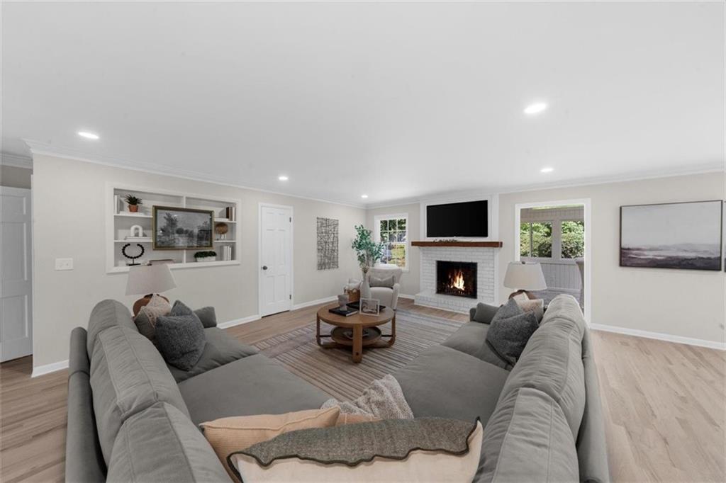 Atlanta, Georgia, 30328, United States, 4 Bedrooms Bedrooms, ,4 BathroomsBathrooms,Residential,For Sale,1917074