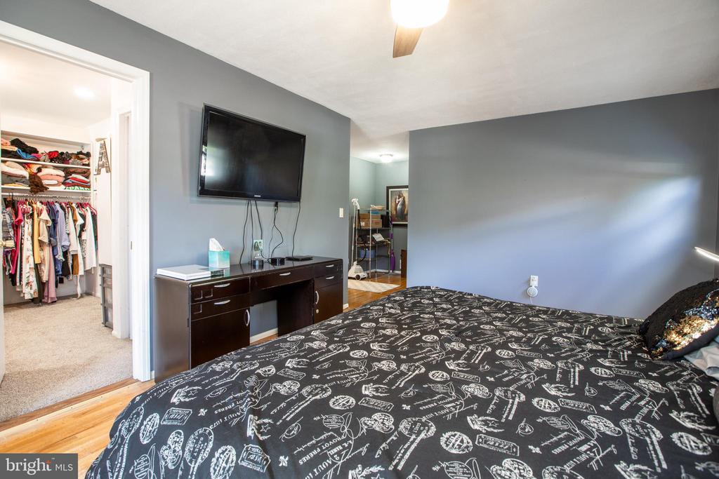 Hightstown, New Jersey, 08520, United States, 5 Bedrooms Bedrooms, ,4 BathroomsBathrooms,Residential,For Sale,1928581