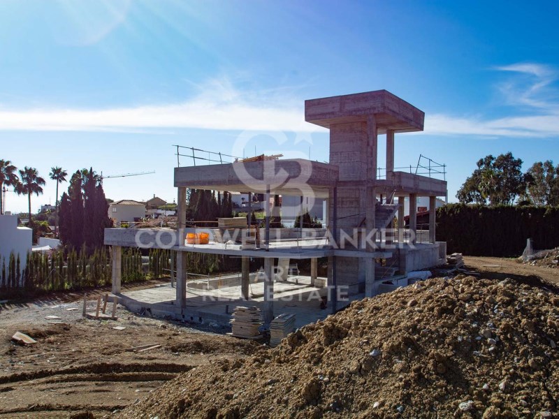 Estepona, Andalusia, ES, 4 Bedrooms Bedrooms, ,4 BathroomsBathrooms,Residential,For Sale,1848900