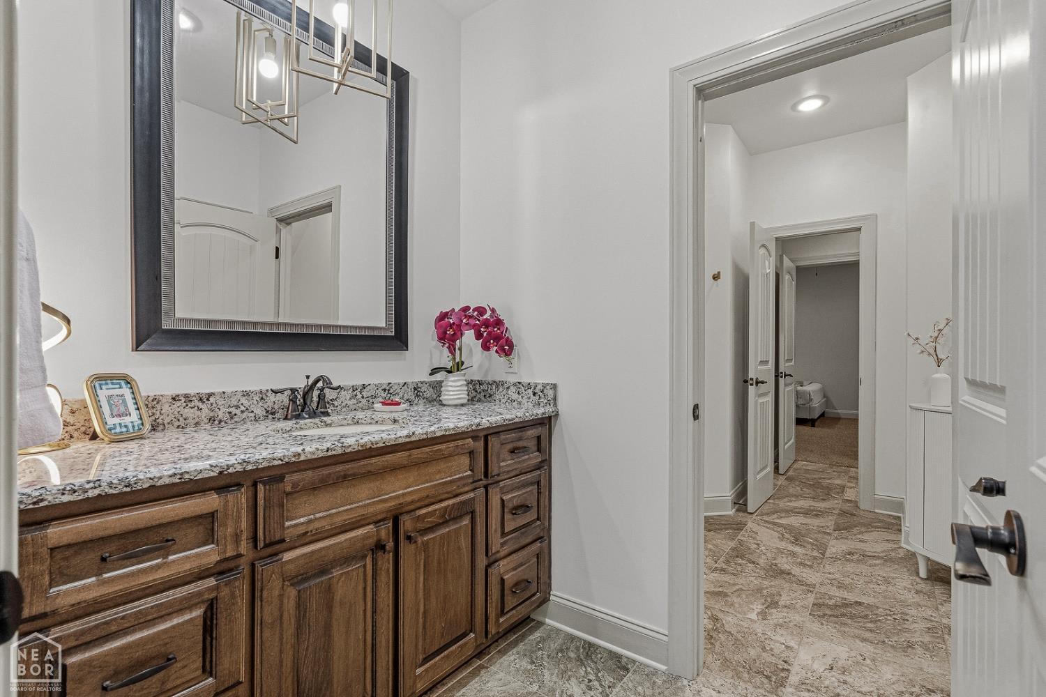 Jonesboro, Arkansas, 72404, United States, 4 Bedrooms Bedrooms, ,4 BathroomsBathrooms,Residential,For Sale,2031922