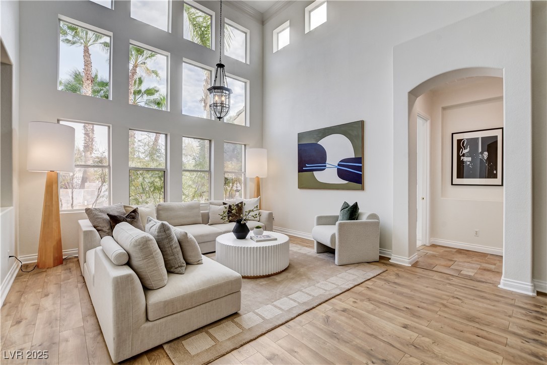 Henderson, Nevada, 89052, United States, 5 Bedrooms Bedrooms, ,4 BathroomsBathrooms,Residential,For Sale,1989374