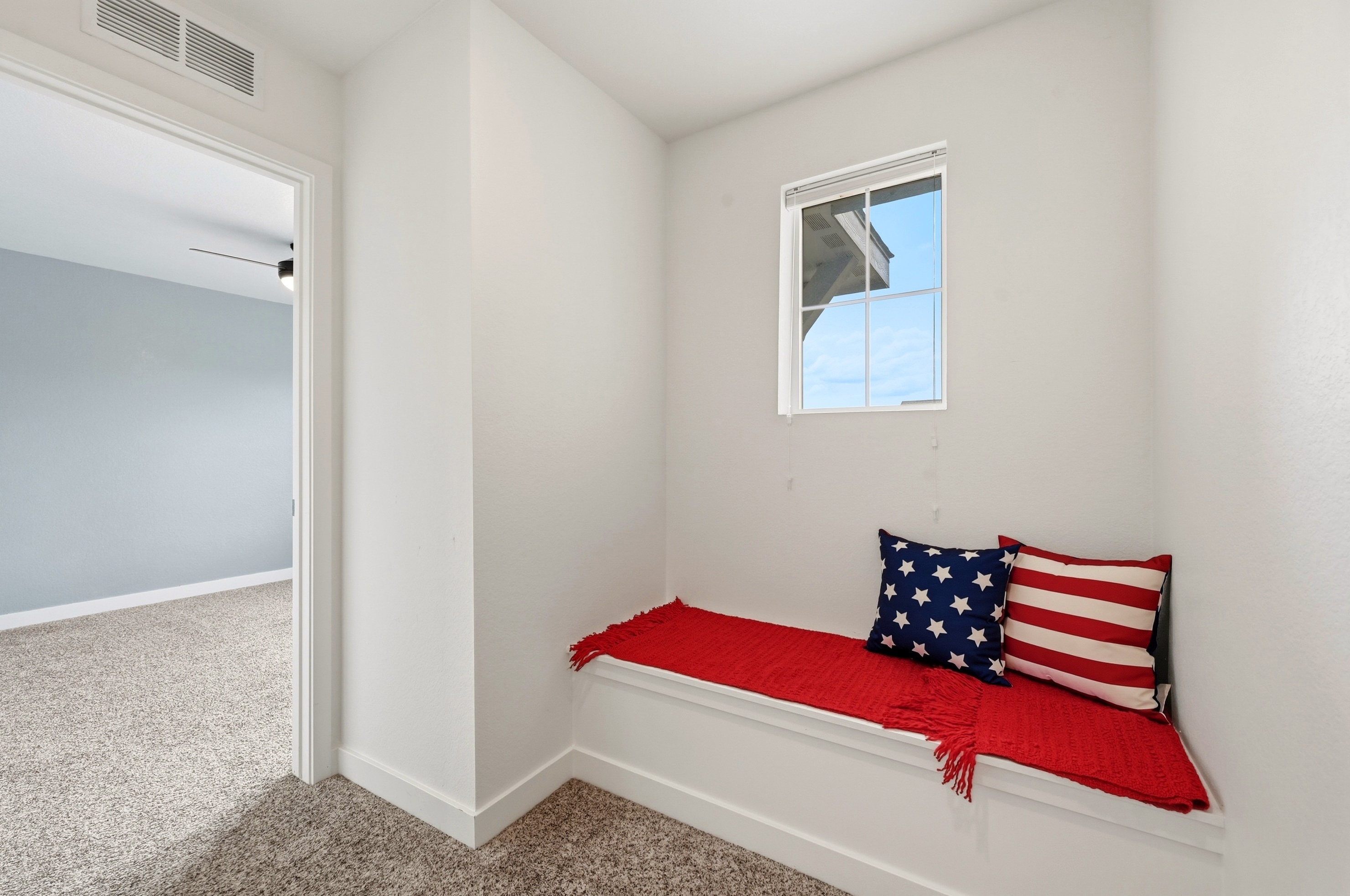 Thornton, Colorado, 80602, United States, 4 Bedrooms Bedrooms, ,2 BathroomsBathrooms,Residential,For Sale,2048657