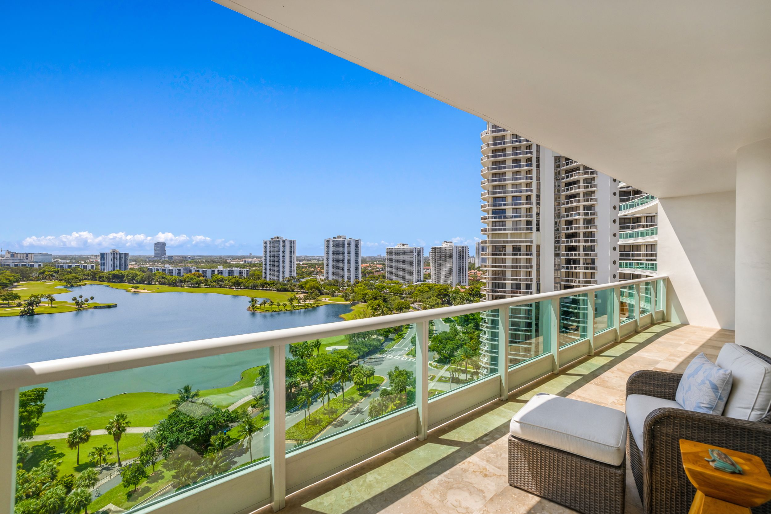  20155 NE 38th Ct, Aventura, FL, 33180 - 物件實景