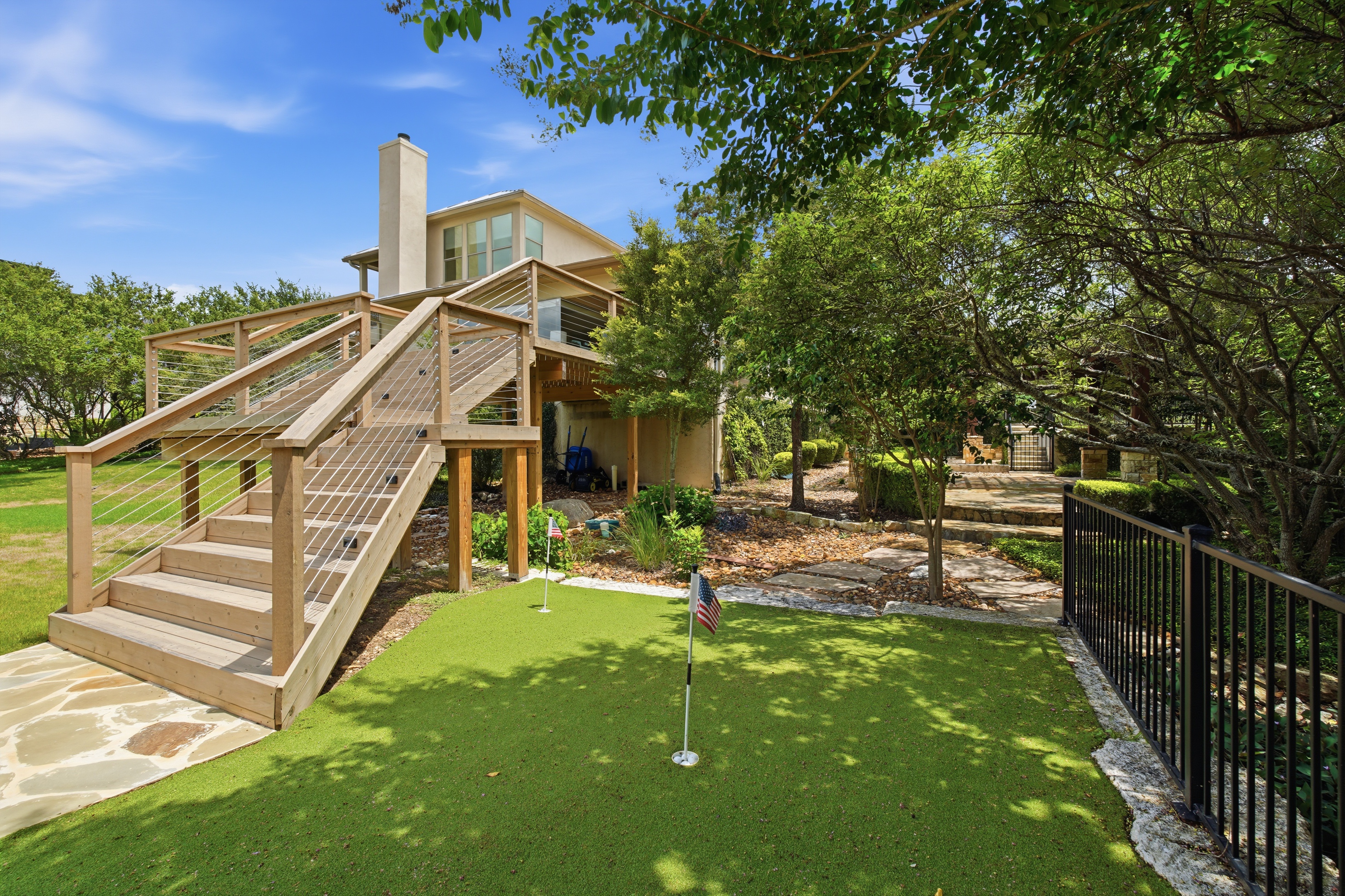  Iron Horse Canyon Estate with Resort-Style Backyard - 物件實景
