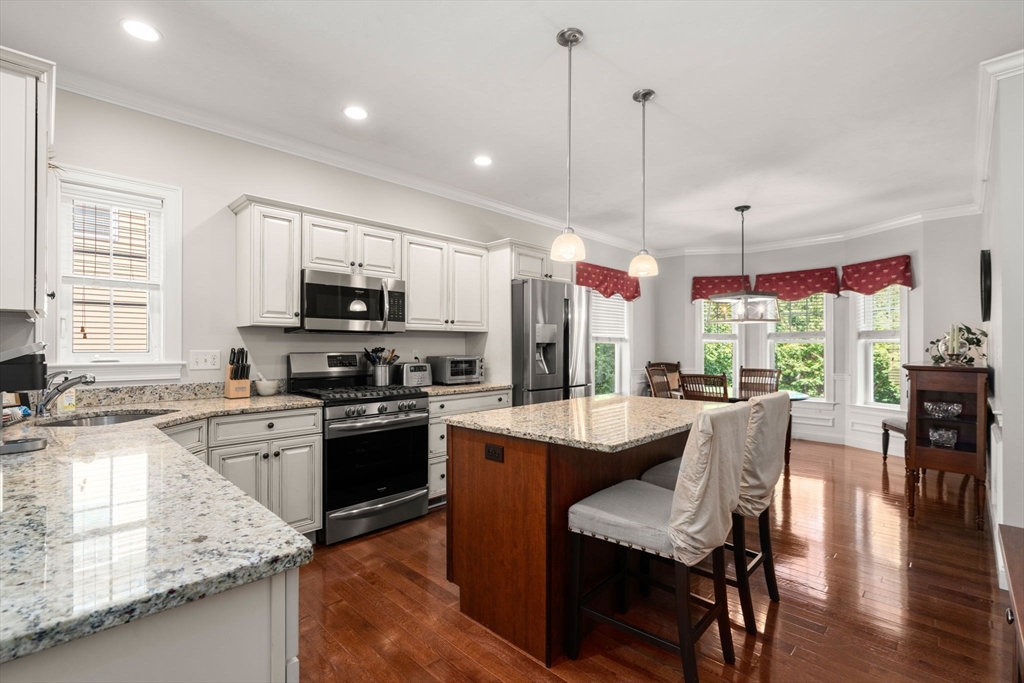 Bellingham, Massachusetts, 02019, United States, 2 Bedrooms Bedrooms, ,2 BathroomsBathrooms,Residential,For Sale,1938728