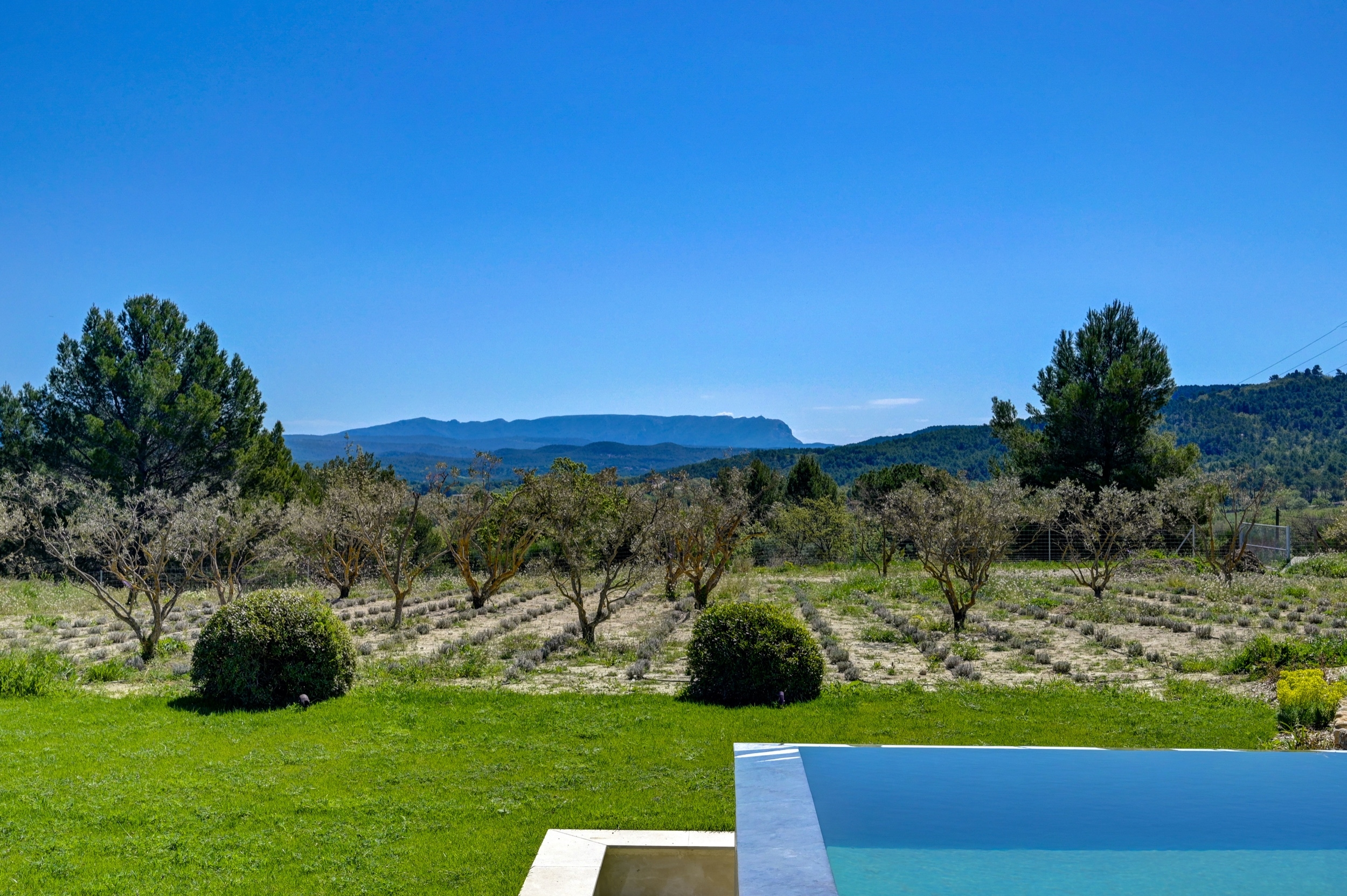  Exceptional Provençal Estate – Fully Renovated Luxury between Sainte-Victoire a… - 物件實景
