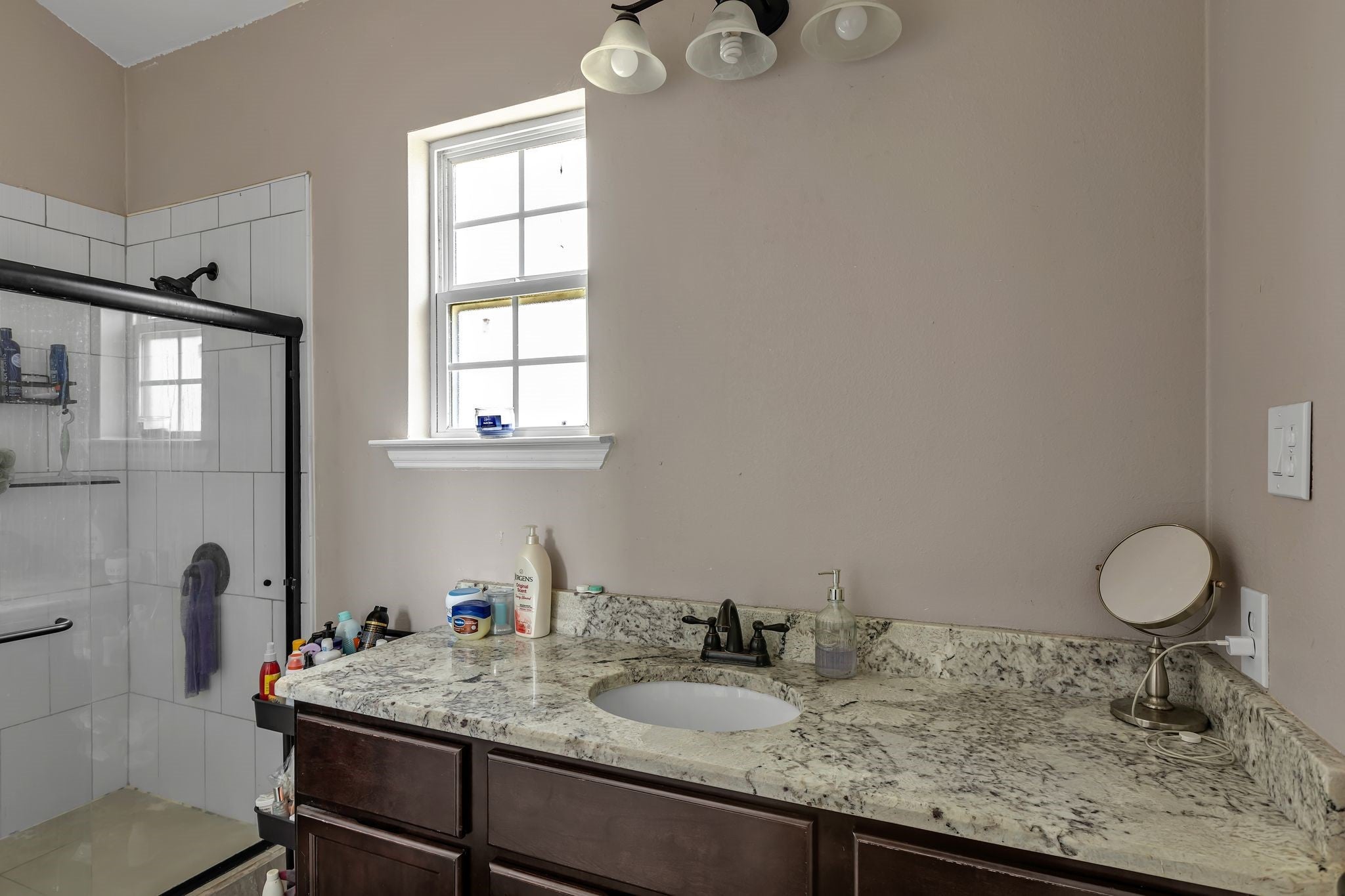 Forney, Texas, 75126, United States, 4 Bedrooms Bedrooms, ,3 BathroomsBathrooms,Residential,For Sale,1974653