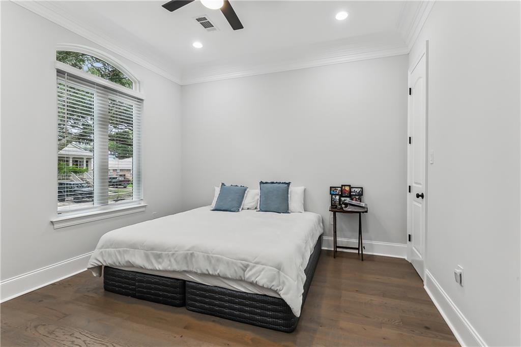 New Orleans, Louisiana, 70122, United States, 4 Bedrooms Bedrooms, ,4 BathroomsBathrooms,Residential,For Sale,1941727