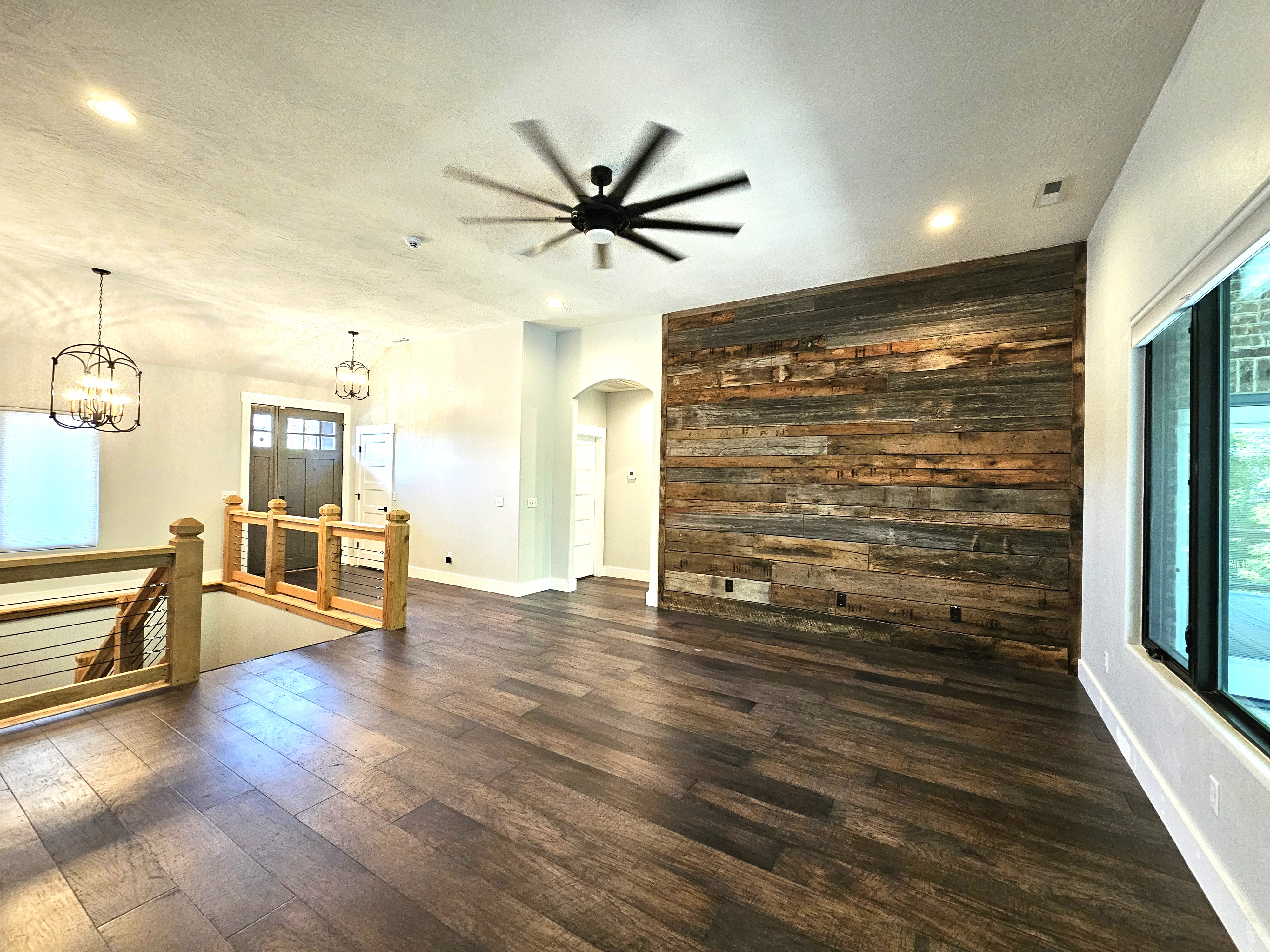 SPRINGFIELD, Missouri, 65804, United States, 4 Bedrooms Bedrooms, ,4 BathroomsBathrooms,Residential,For Sale,1996433