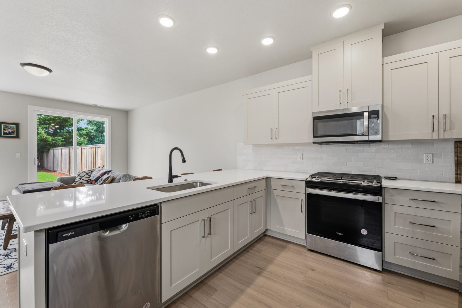  2414 SE MAYBROOK LN Milwaukie, OR 97222 - 物件實景