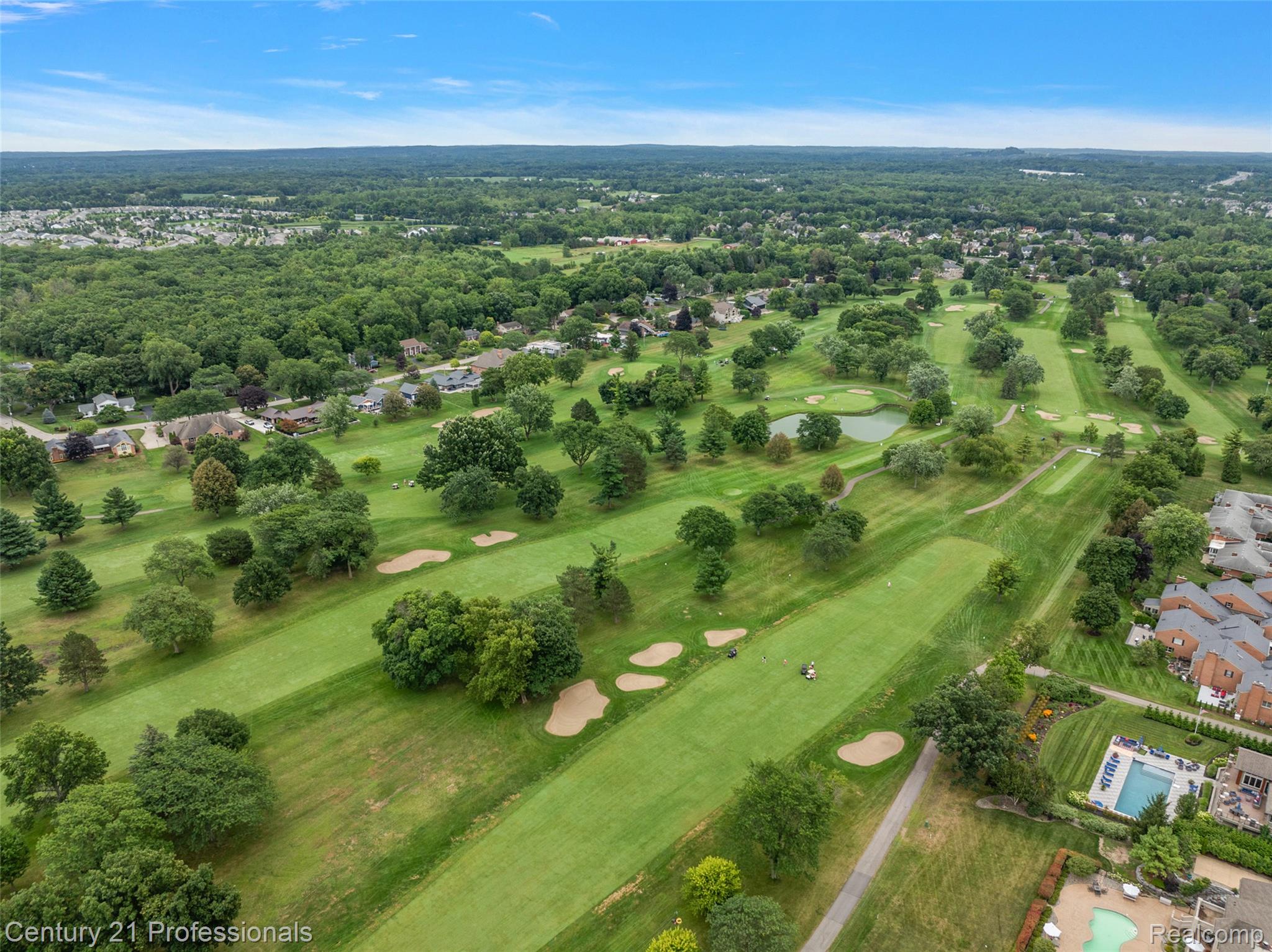 GrandBlanc, Michigan, 48439, United States, 4 Bedrooms Bedrooms, ,5 BathroomsBathrooms,Residential,For Sale,1980457