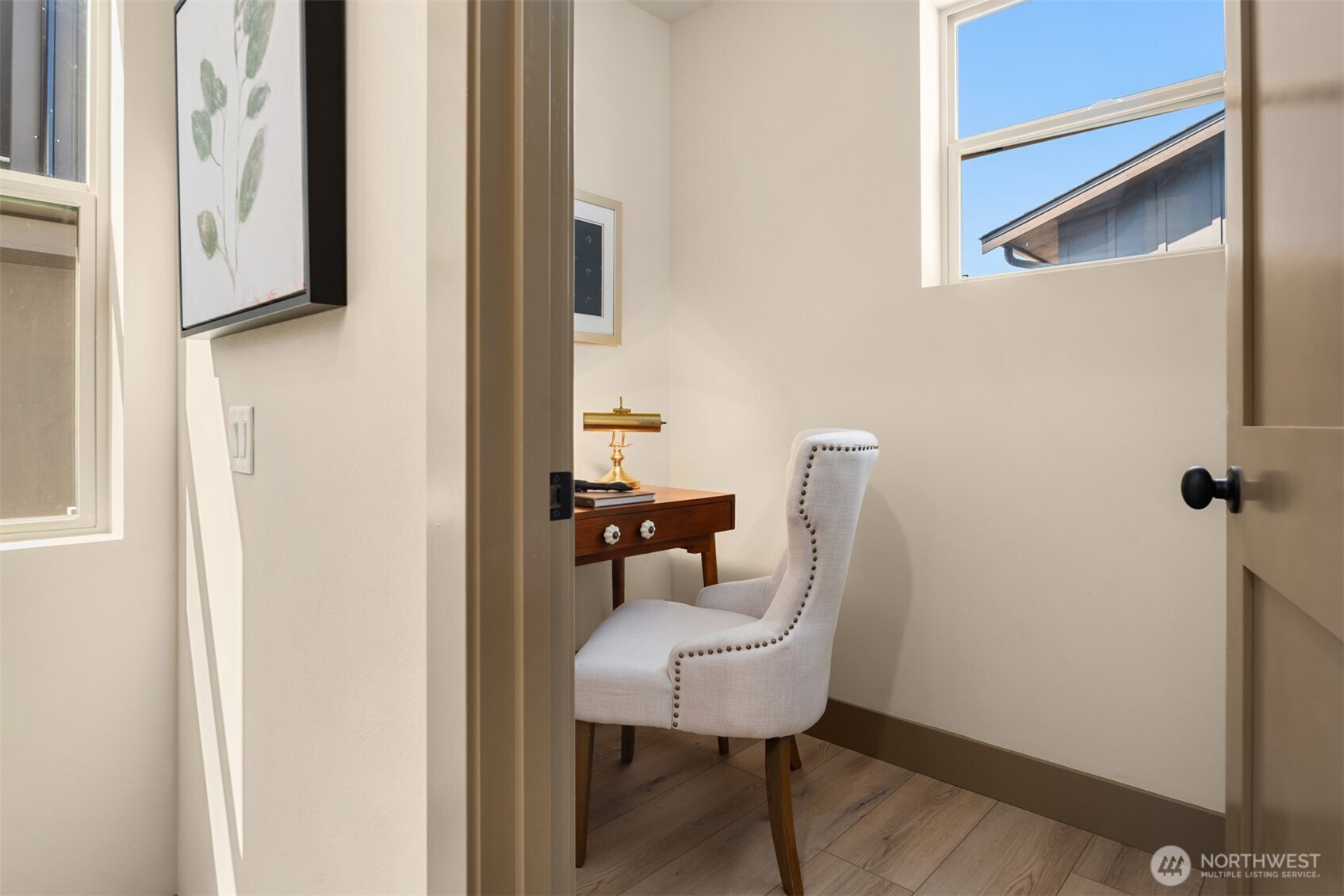 Seattle, Washington, 98106, United States, 4 Bedrooms Bedrooms, ,3 BathroomsBathrooms,Residential,For Sale,1902505