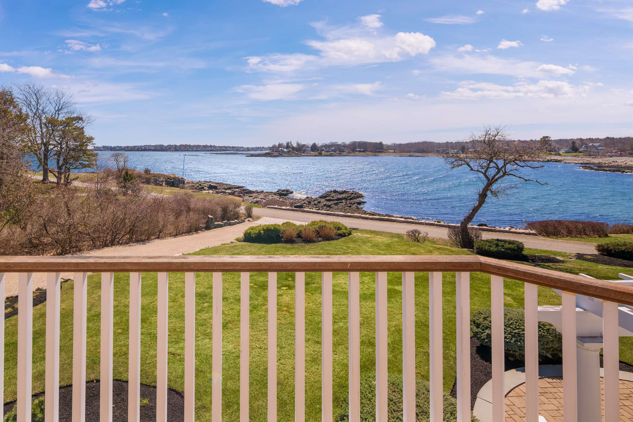 Oceanfront Compound - Main House + Two, 1 Bedroom Cottages in Cape Neddick - 物件實景