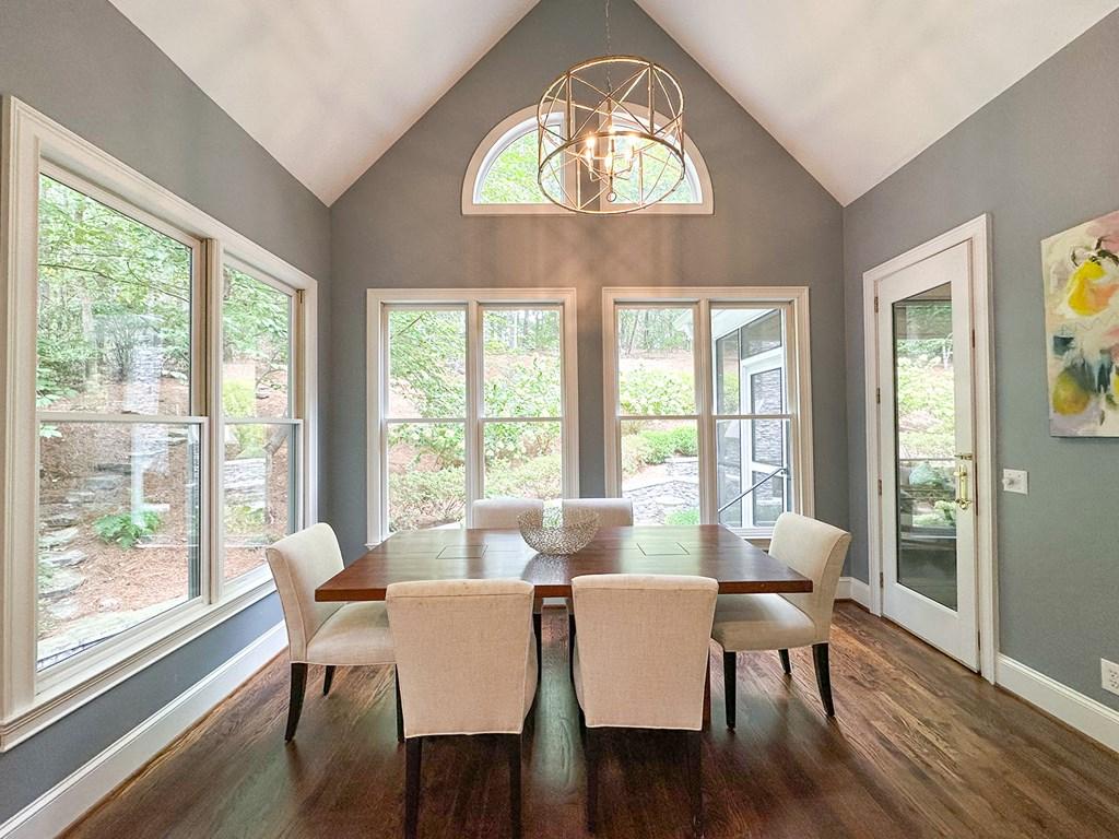 DALTON, Georgia, 30720, United States, 5 Bedrooms Bedrooms, ,5 BathroomsBathrooms,Residential,For Sale,1939642