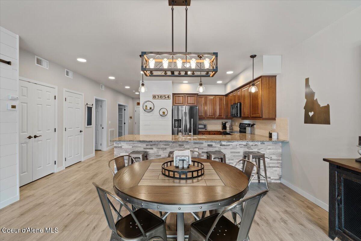 Post Falls, Idaho, 83854, United States, 3 Bedrooms Bedrooms, ,Residential,For Sale,1991069