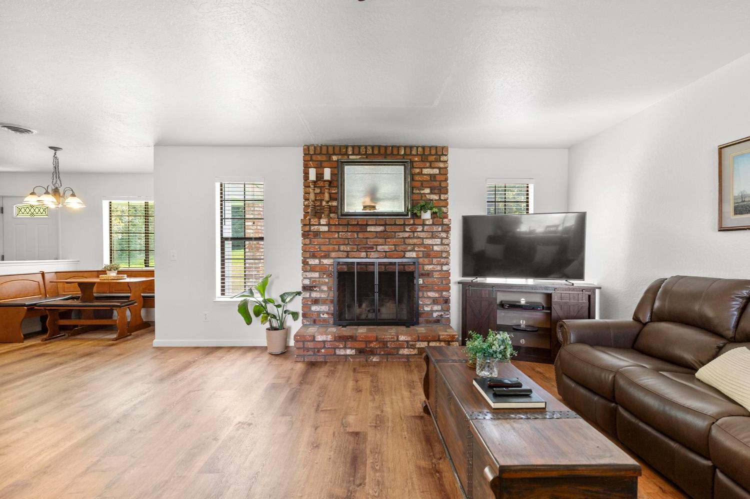 Marysville, California, 95901, United States, 2 Bedrooms Bedrooms, ,2 BathroomsBathrooms,Residential,For Sale,1927957