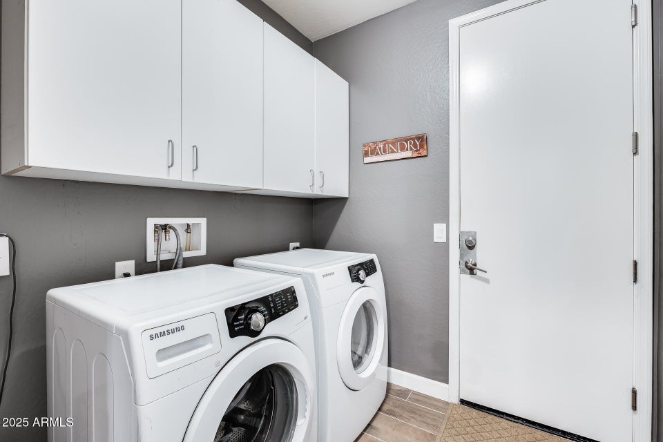 Peoria, Arizona, 85383, United States, 3 Bedrooms Bedrooms, ,Residential,For Sale,1982849