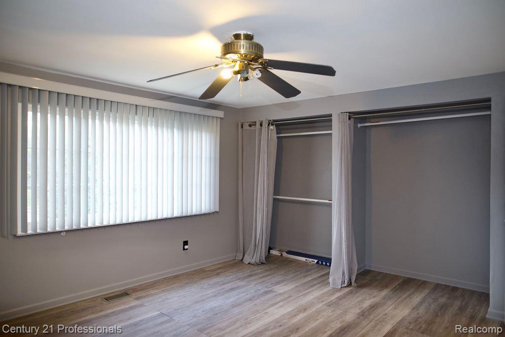 RochesterHills, Michigan, 48309, United States, 4 Bedrooms Bedrooms, ,3 BathroomsBathrooms,Residential,For Sale,1976232