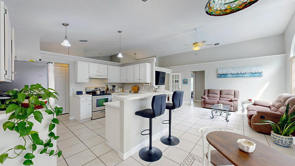 3329 Lake View Circle, Melbourne, Florida, 32934, United States, 4 Bedrooms Bedrooms, ,3 BathroomsBathrooms,Residential,For Sale,3329 Lake View Circle,1482644