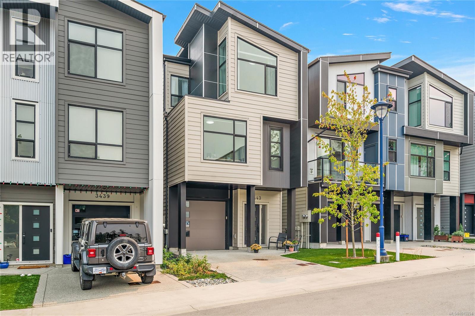 LANGFORD, British Columbia, V9C 0C4, CA, 4 Bedrooms Bedrooms, ,4 BathroomsBathrooms,Residential,For Sale,1946850