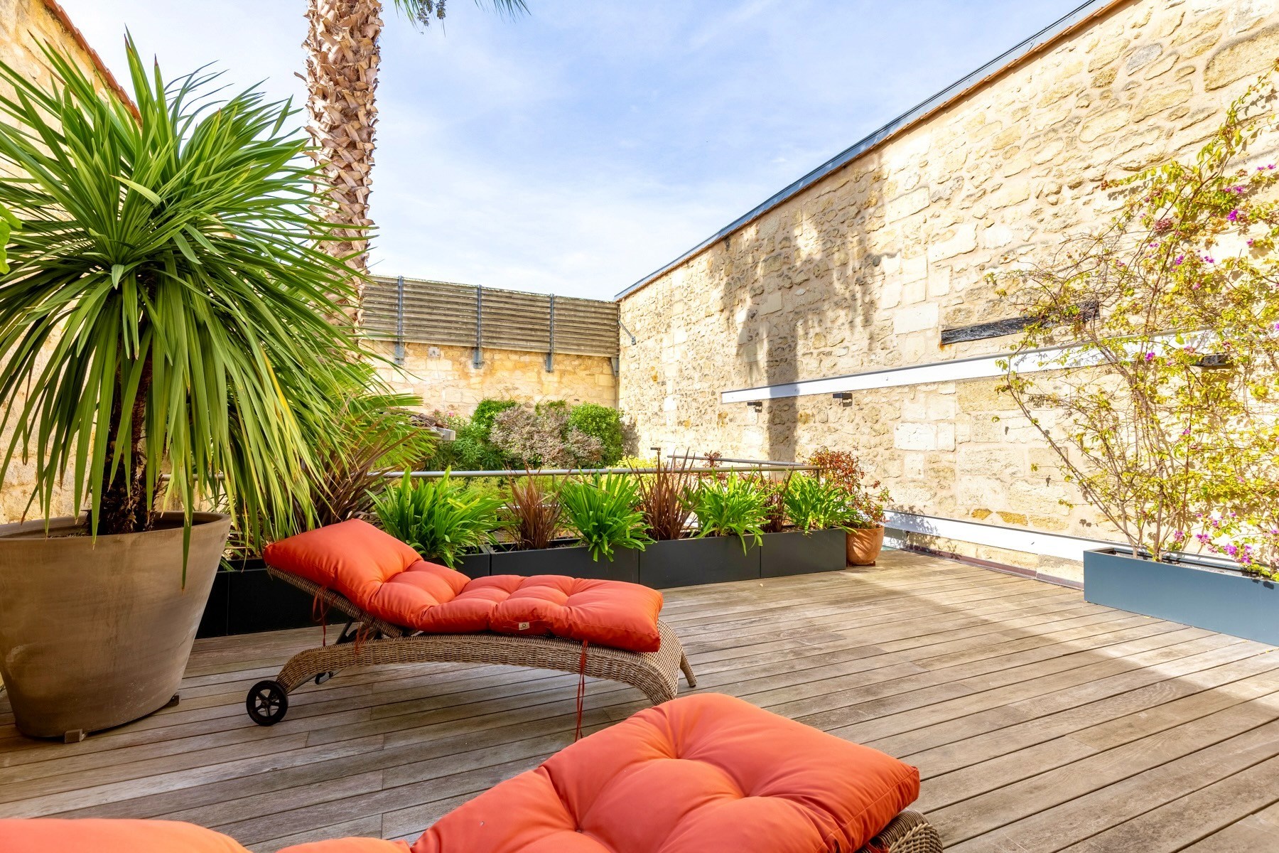  BORDEAUX - HEART OF CHARTRONS - EXCEPTIONAL APARTMENT 285M² - GARDEN / TERRACE … - 物件實景