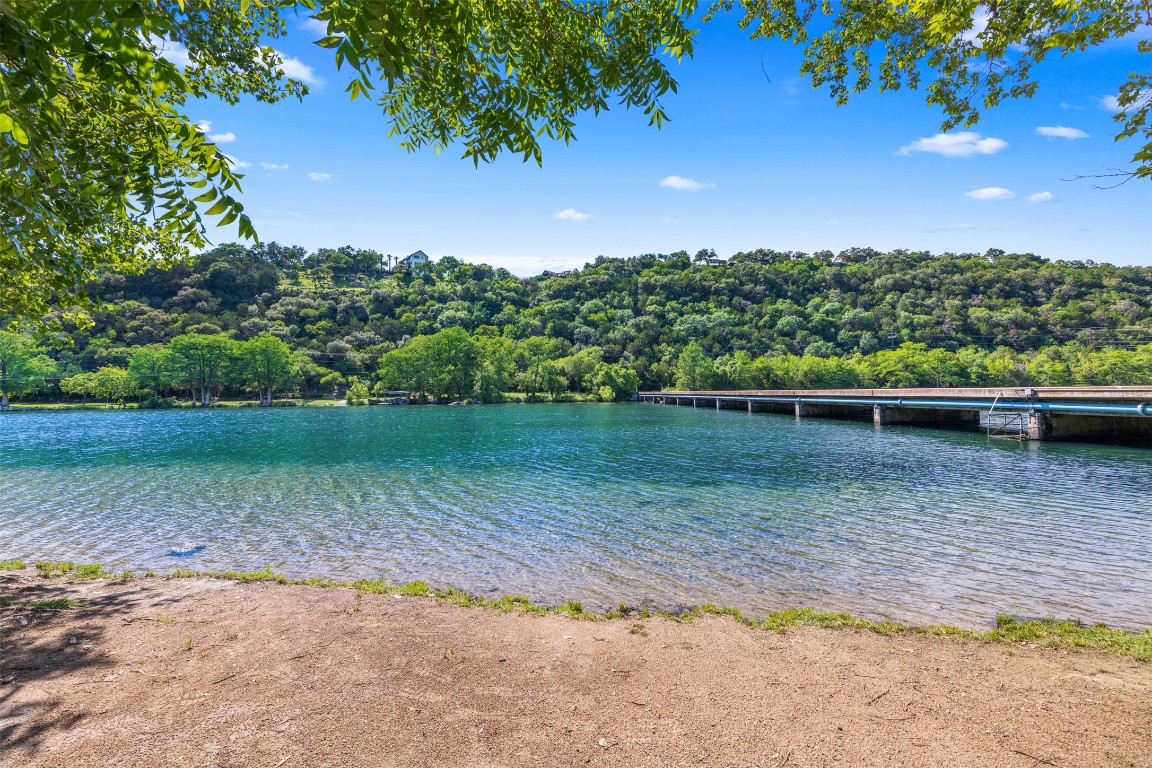 Austin, Texas, 78732, United States, 3 Bedrooms Bedrooms, ,3 BathroomsBathrooms,Residential,For Sale,1752781