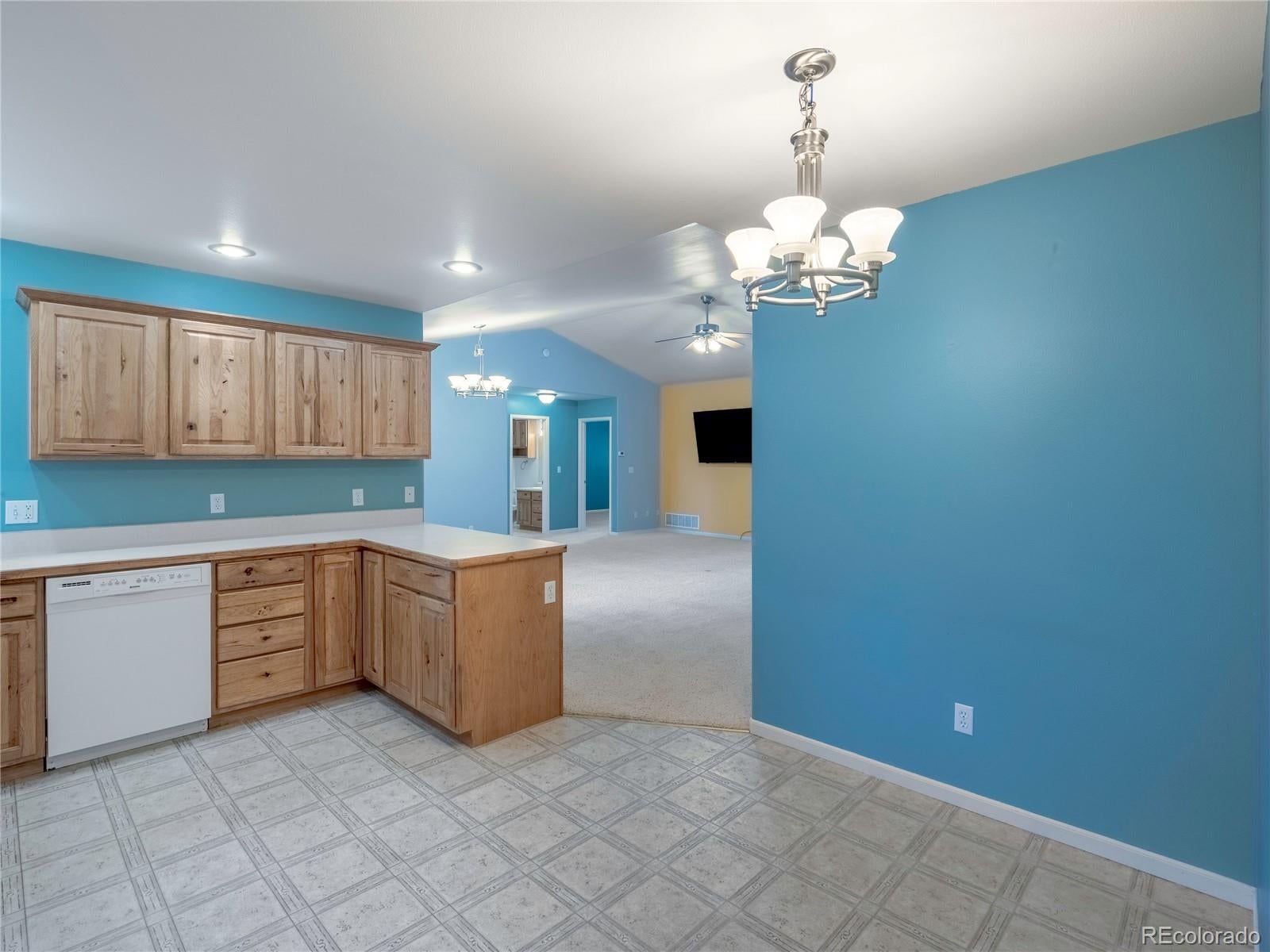 Salida, Colorado, 81201, United States, 2 Bedrooms Bedrooms, ,1 BathroomBathrooms,Residential,For Sale,1866151