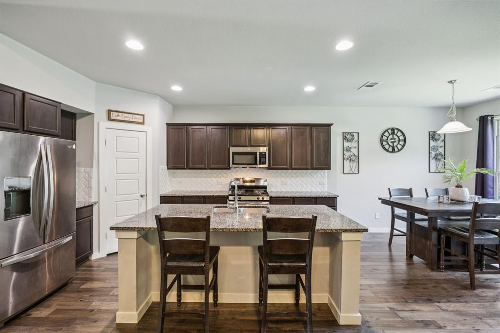 Wylie, Texas, 75098, United States, 5 Bedrooms Bedrooms, ,3 BathroomsBathrooms,Residential,For Sale,1957261