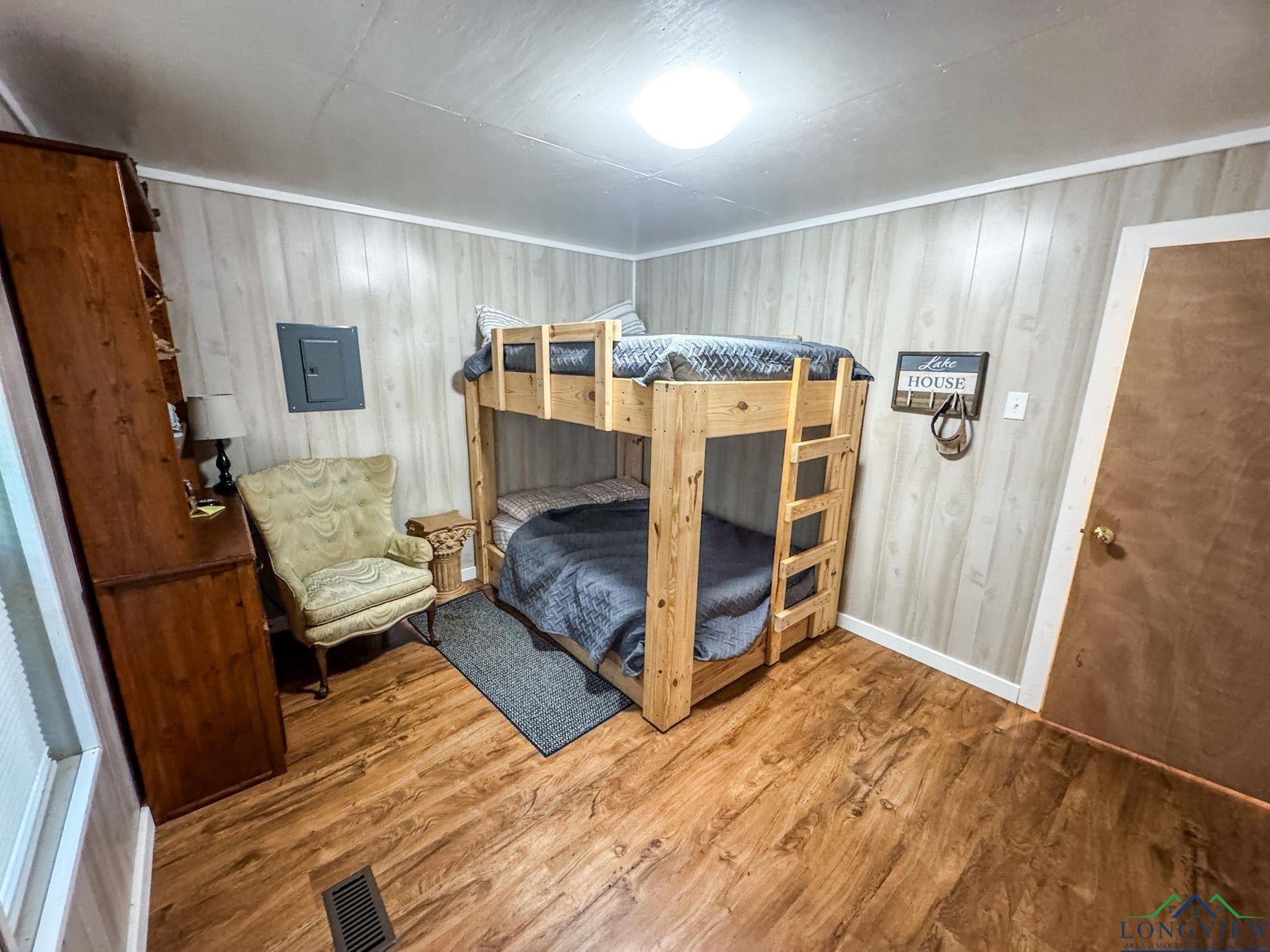 Karnack, Texas, 75661, United States, 3 Bedrooms Bedrooms, ,2 BathroomsBathrooms,Residential,For Sale,1983370