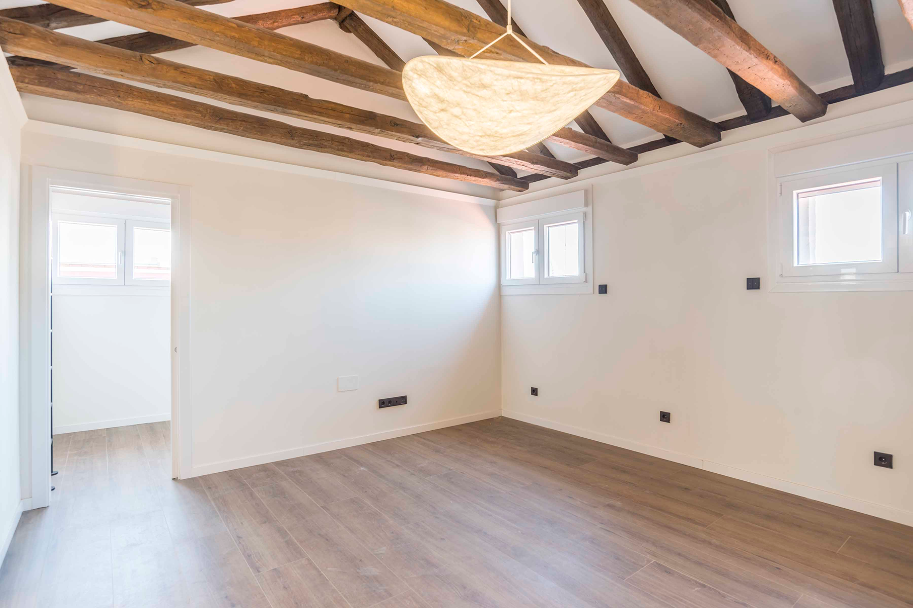  Charming renovated flat on Ruiz Street - 物件實景