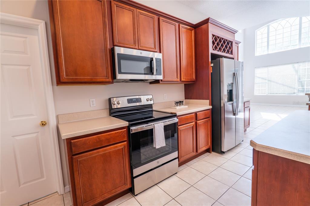 Orlando, Florida, 32824, United States, 5 Bedrooms Bedrooms, ,4 BathroomsBathrooms,Residential,For Sale,1988191