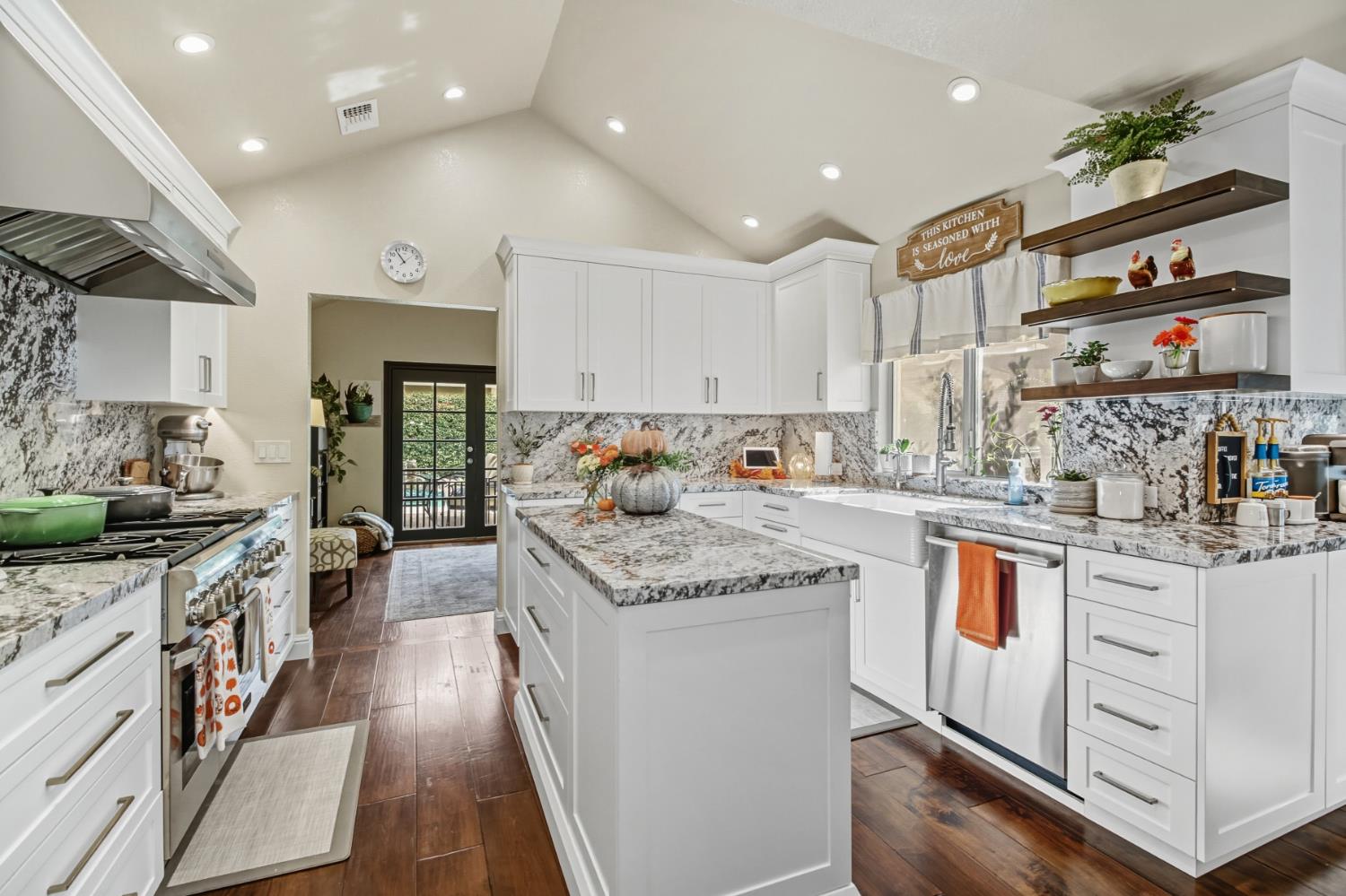 Elk Grove, California, 95624, United States, 4 Bedrooms Bedrooms, ,4 BathroomsBathrooms,Residential,For Sale,1987629